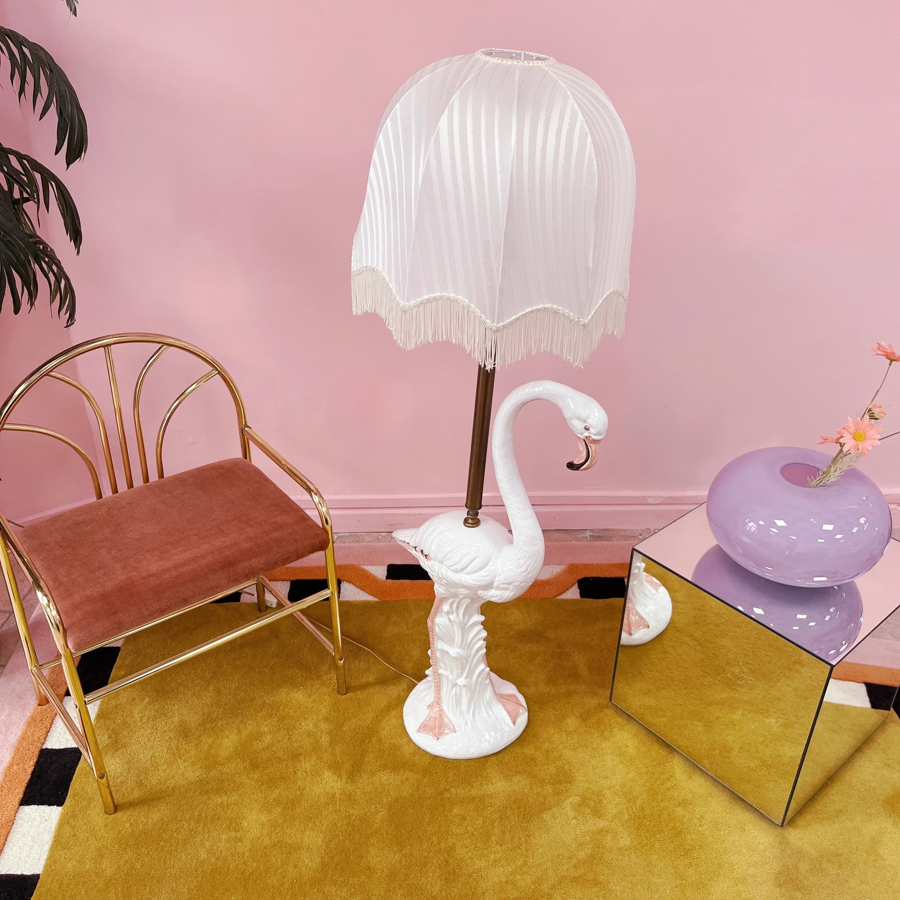 Grande lampe flamant rose en céramique, années 70