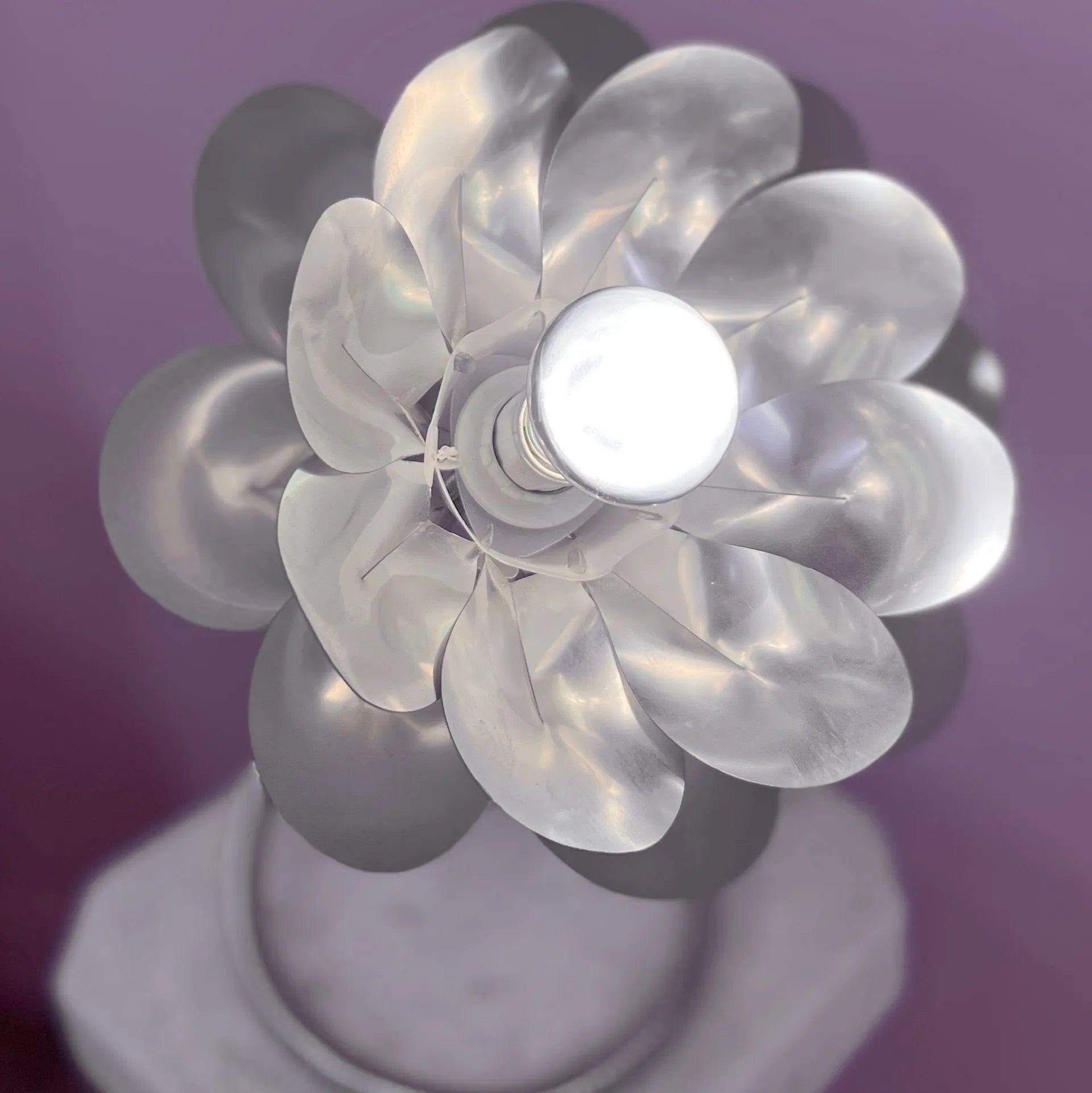 Lampe Fleur Chromée Vintage – Années 80 - Club Barbara