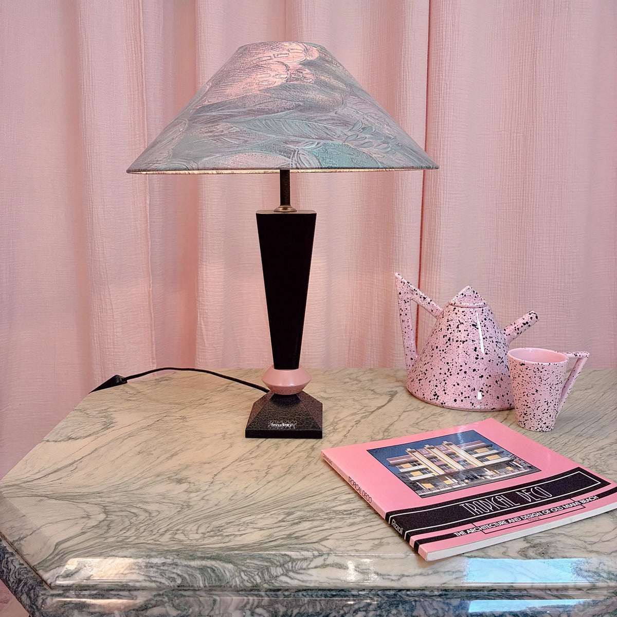 Lampe vintage style Memphis Design, années 80, abat-jour pastel, Bony Design