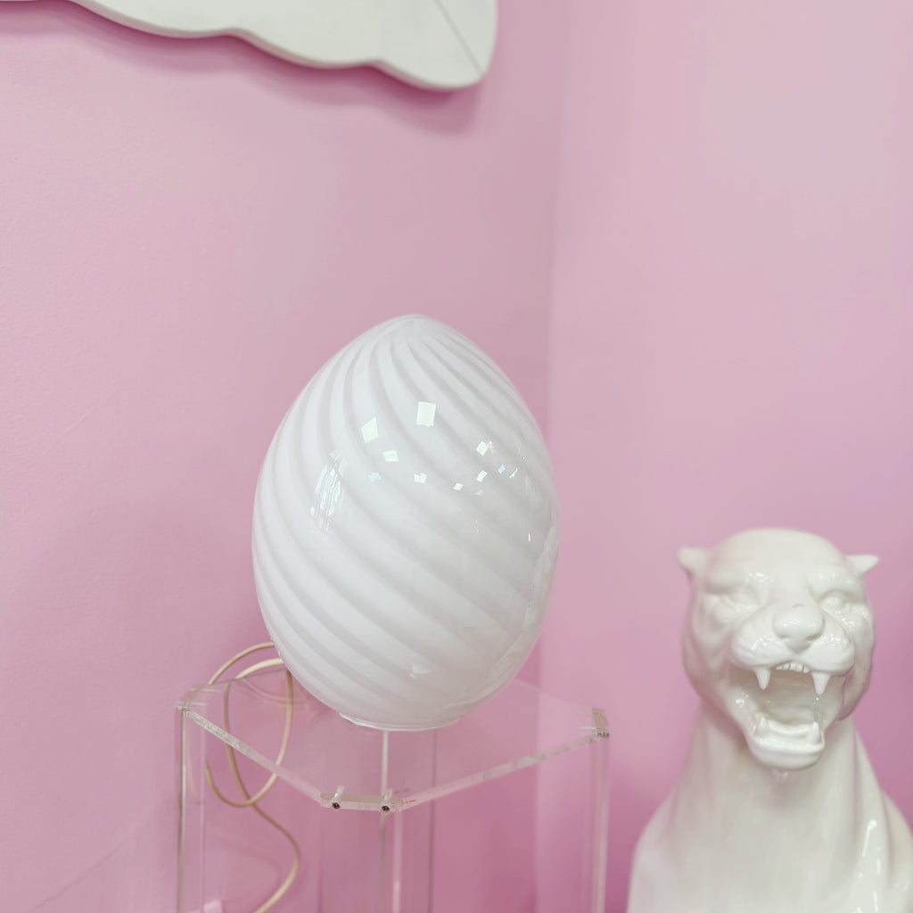 Lampe Murano blanche des années 70, Club Barbara
