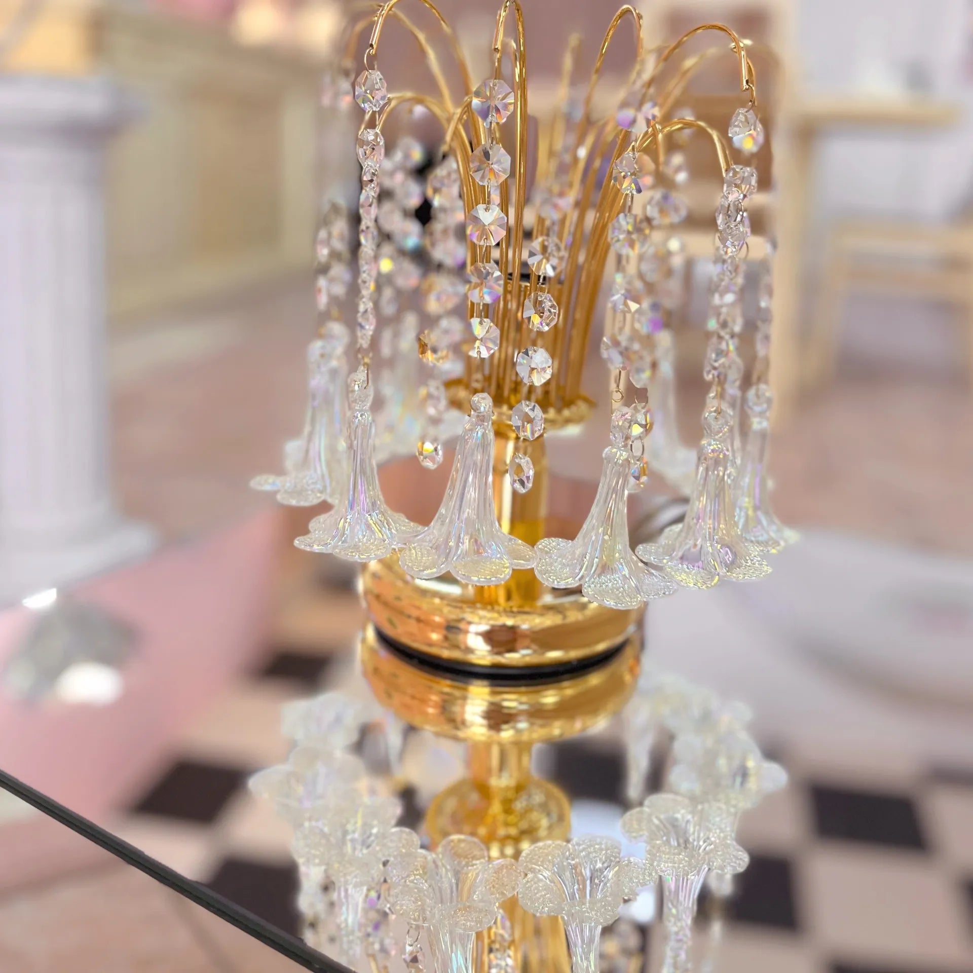 Lampe pampilles & fleurs en verre, Plaqué or 24k, Années 70 - Club Barbara