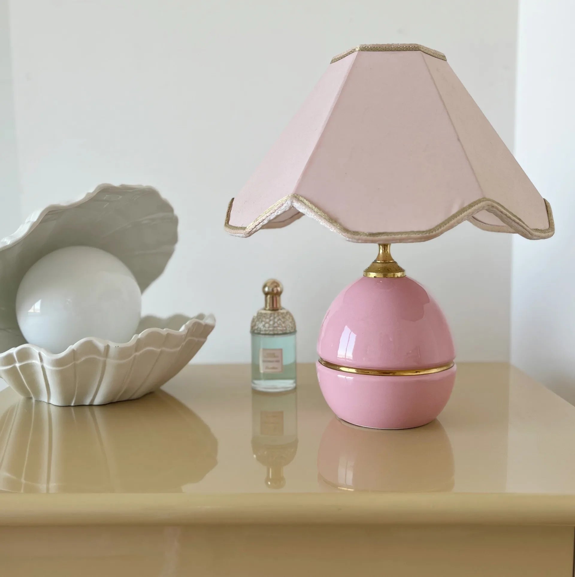 Lampe rose Capodimonte, made in Italy, années 70 - Club Barbara