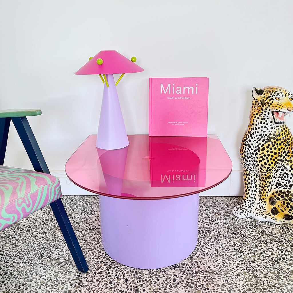 Lampe vintage rose et lilas Memphis Design, années 90