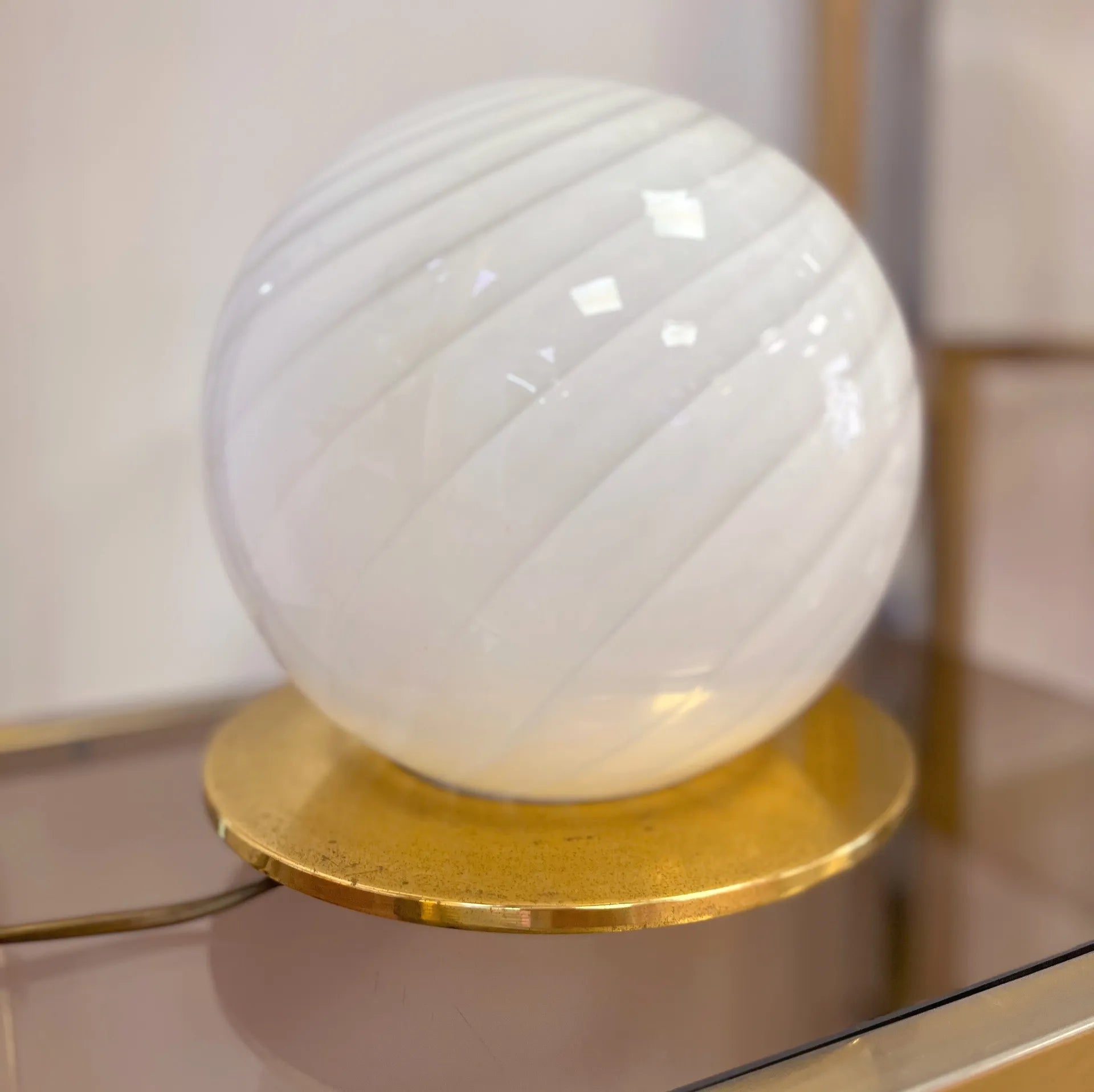 Lampe Sphère en Verre de Murano – Années 70 - Club Barbara