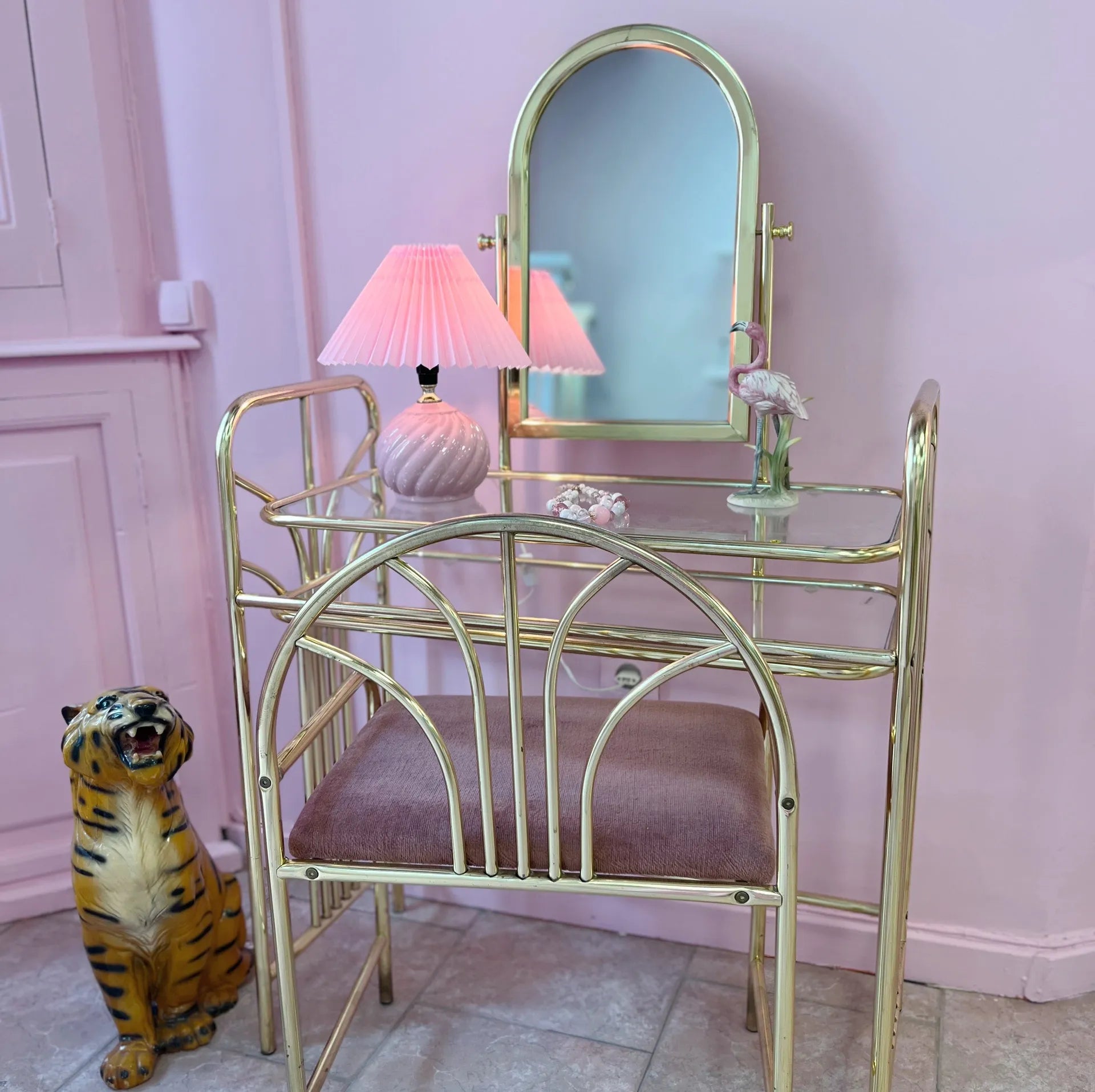 Lampe twist rose 80s - Club Barbara