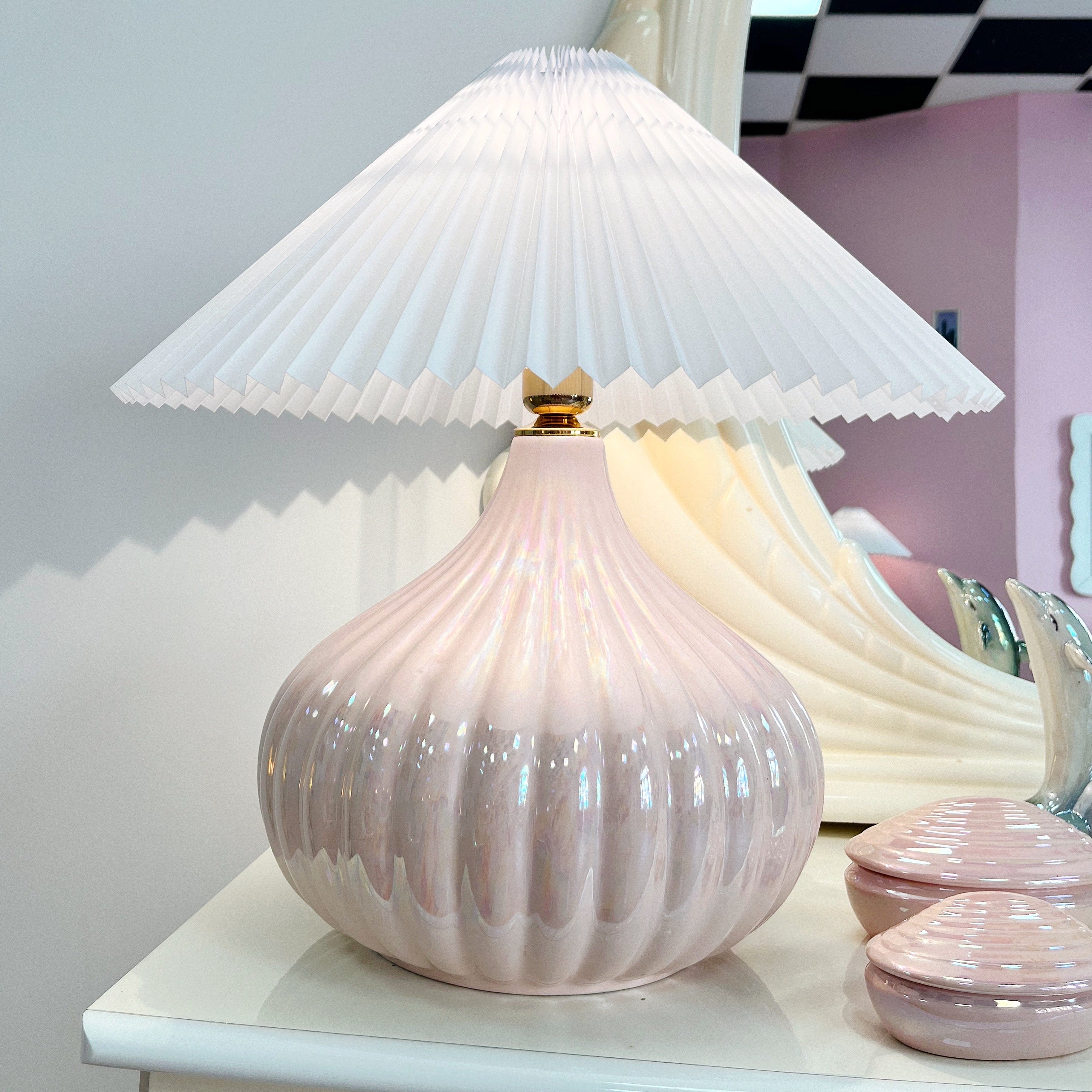 Lampe rose iridescente vintage, Italy, 80s