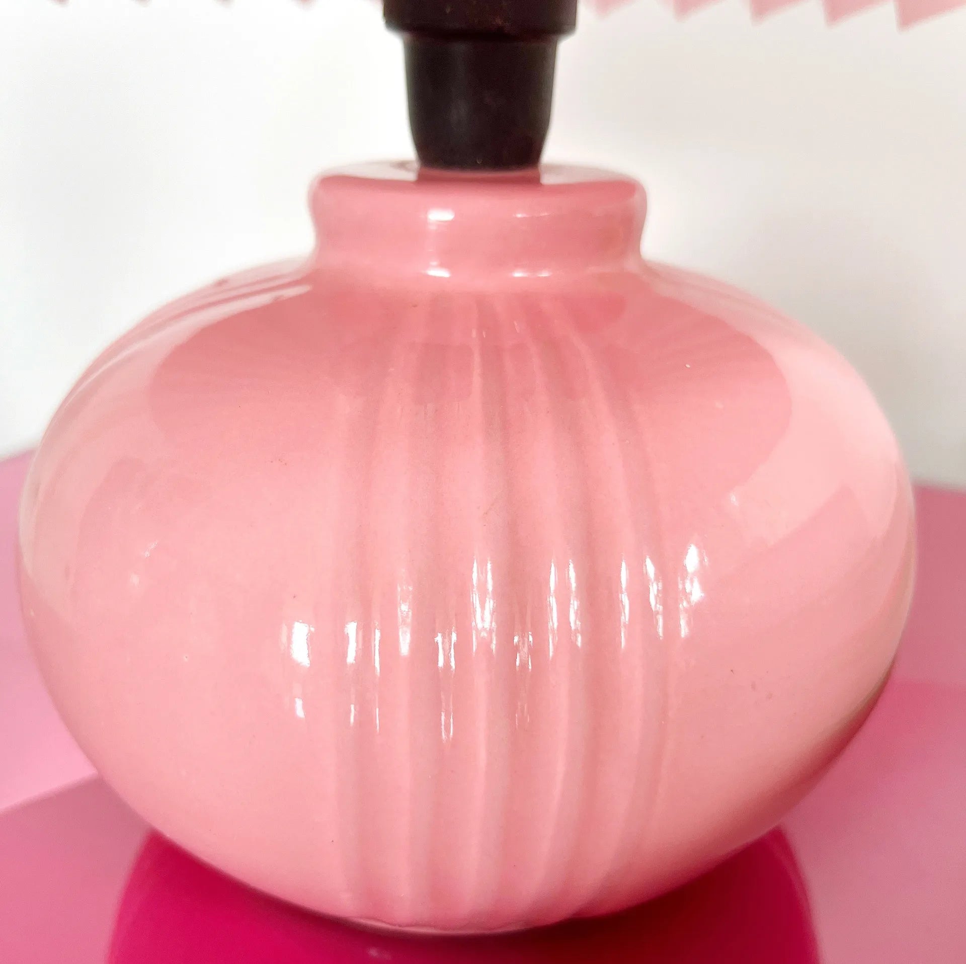 Lampe vintage rose pastel - Club Barbara