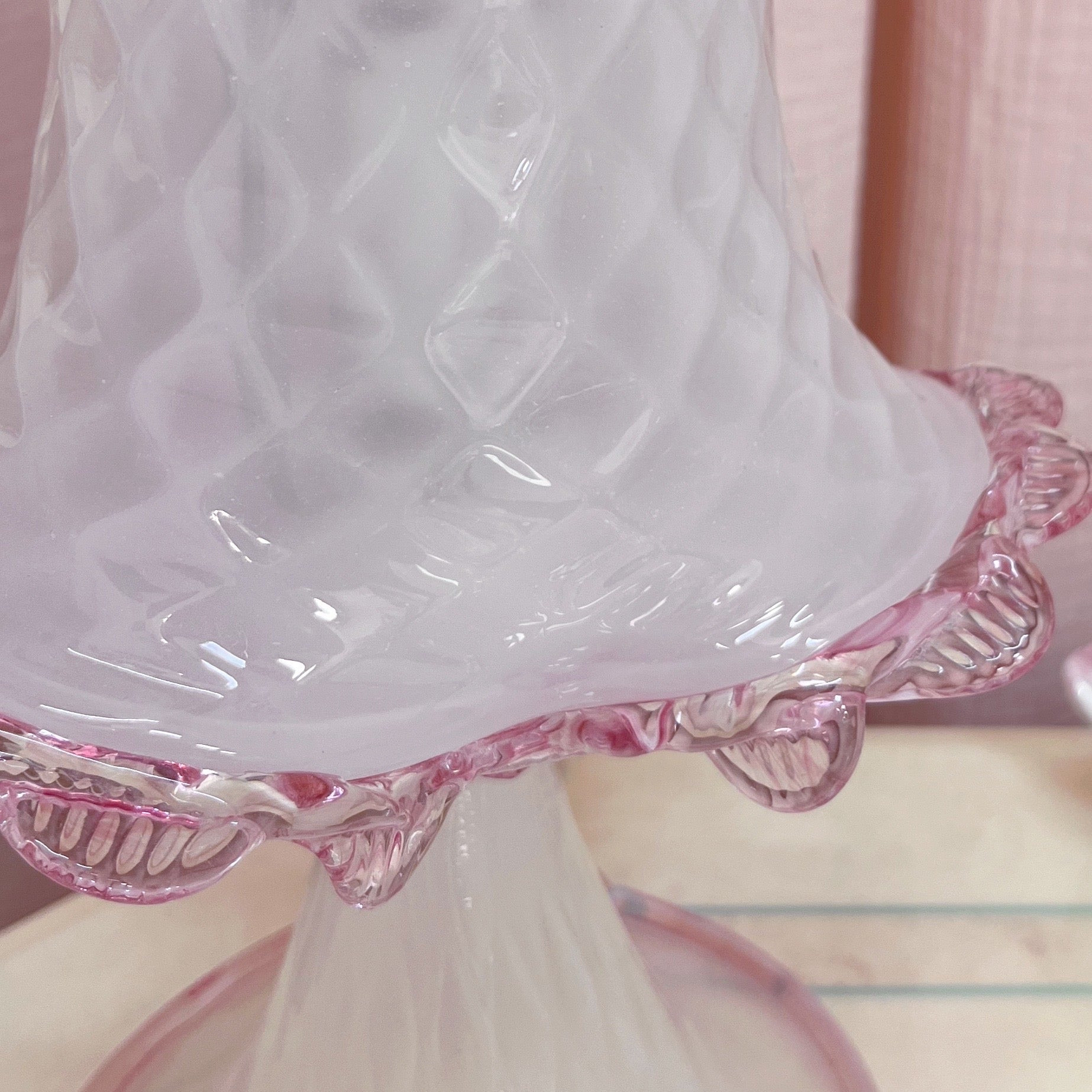 Lampe en verre de Murano rose et blanc, années 80