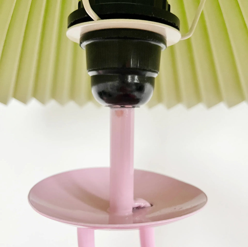 Lampe zig-zag Squiggle Habitat vintage, pied métal rose, années 80 - Club Barbara