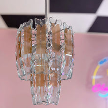 Charger l&#39;image dans la galerie, Lustre italien en verre ciselé, Fontana Arte, années 70
