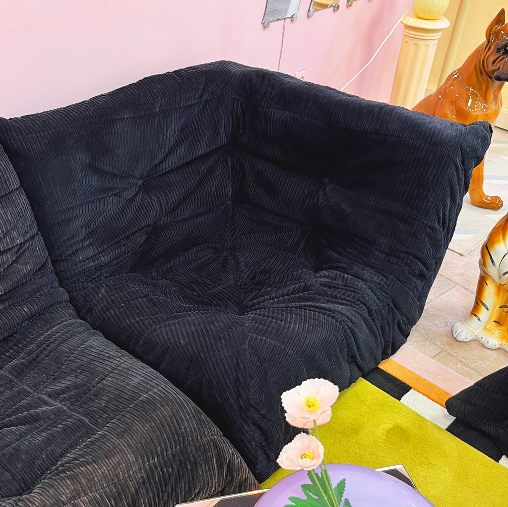 Module d’angle Togo vintage Ligne Roset en velours noir, pièce de design français années 70, Club Barbara