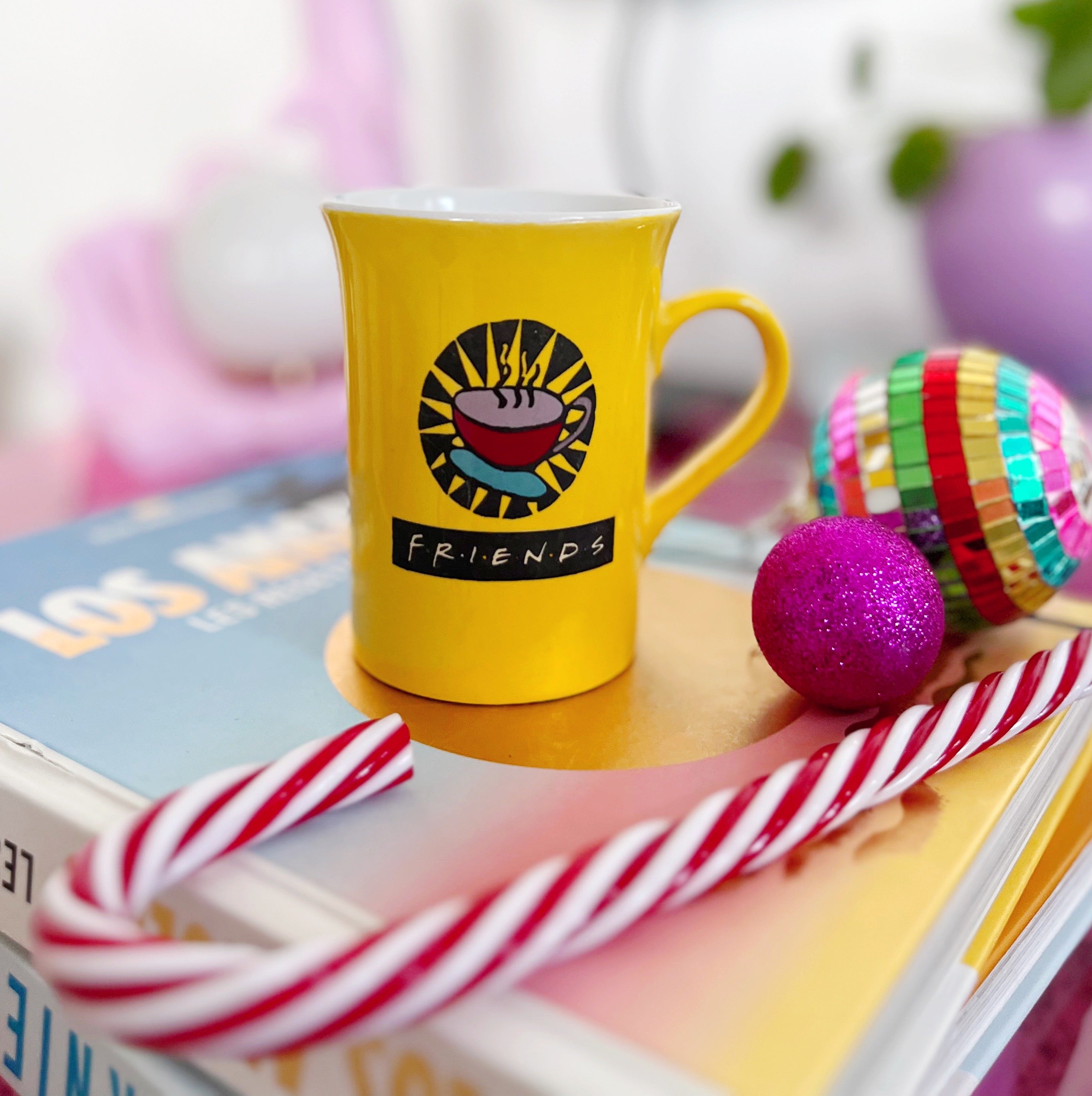 Large Vintage Collector Friends Mug