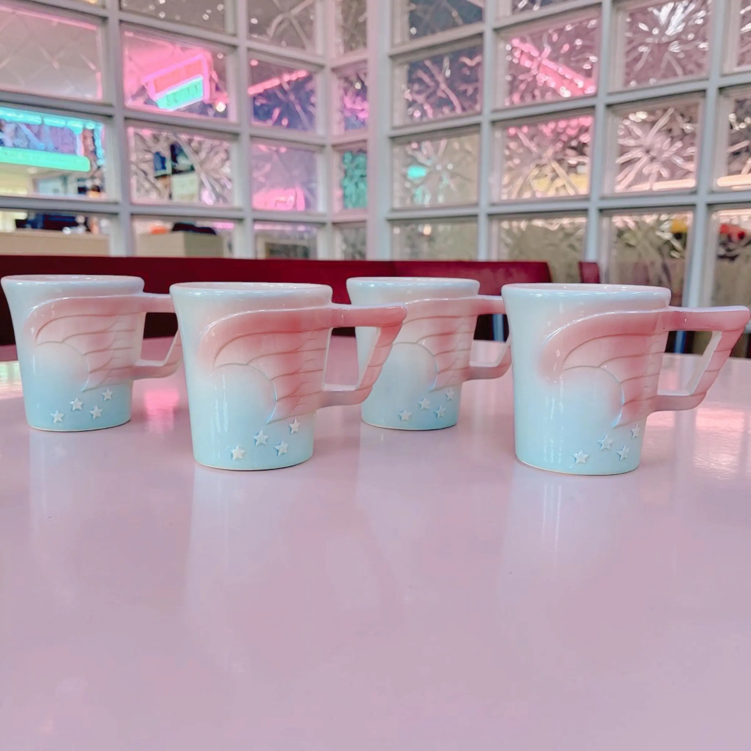 Set de 4 mugs vintage céramique, made in Japan, motif étoiles pastel, Vandor 1979