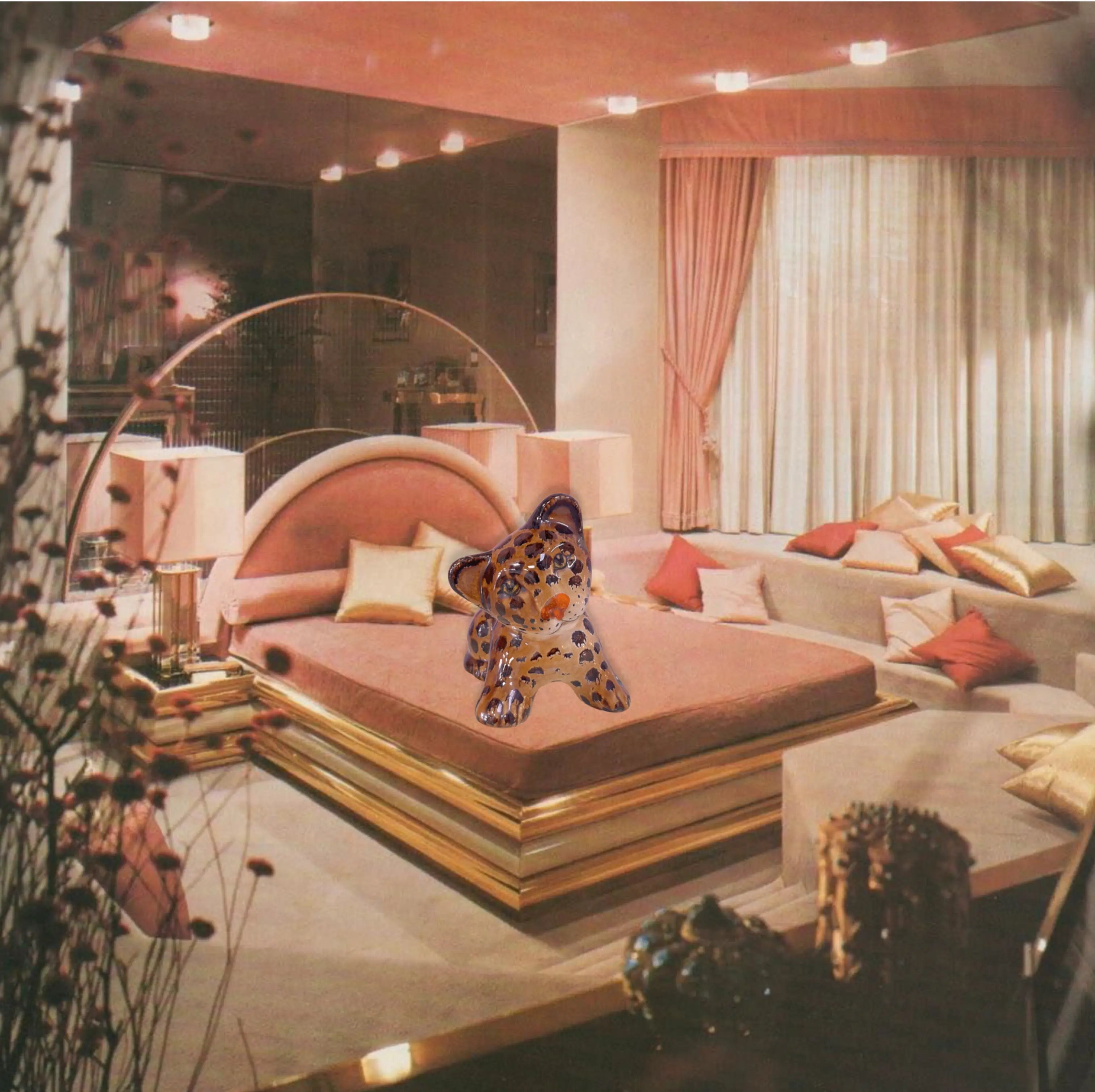 Objet félin vintage en céramique brillante, petite panthère décorative, Club Barbara
