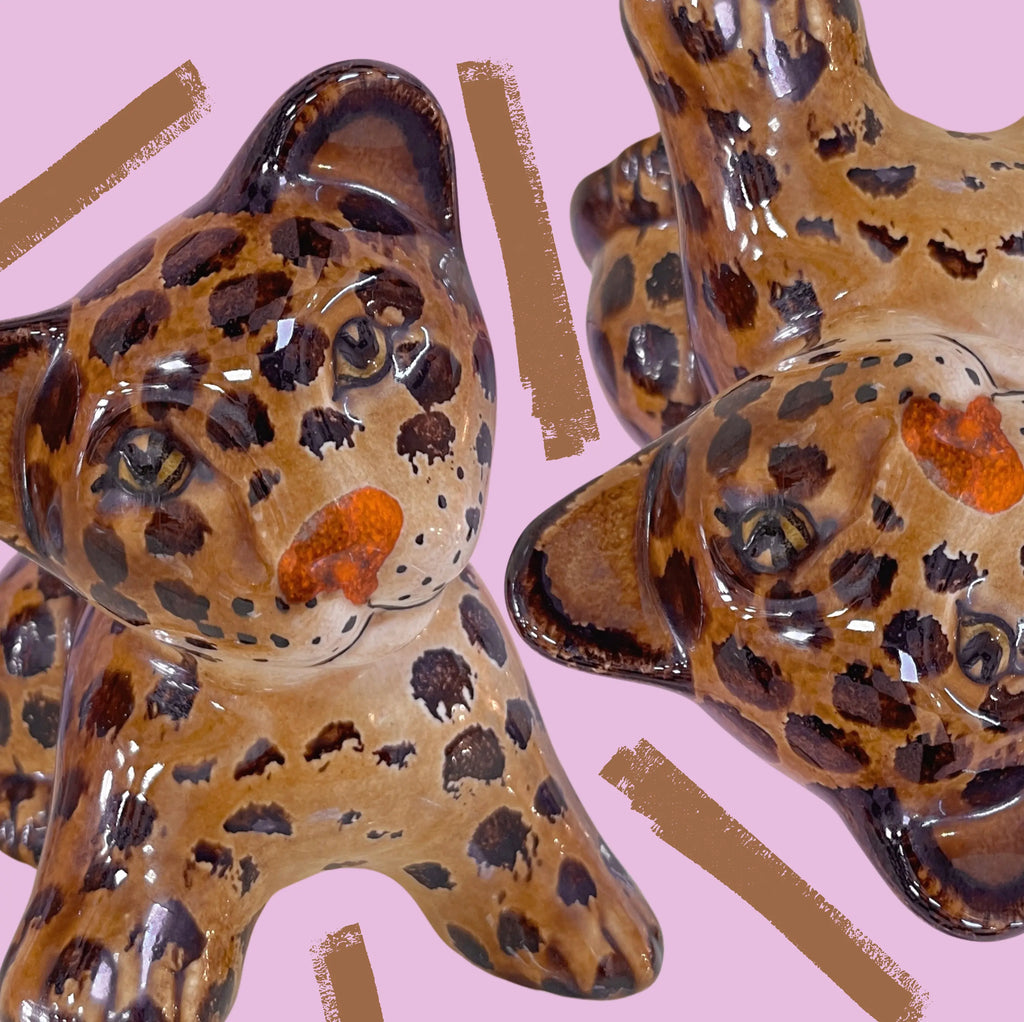 Panthère vintage en céramique brillante des années 70, sculpture décorative féline, Club Barbara
