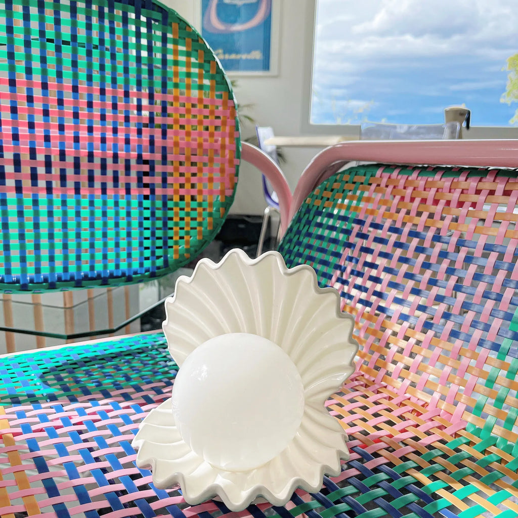 Petite lampe coquillage blanche - Club Barbara