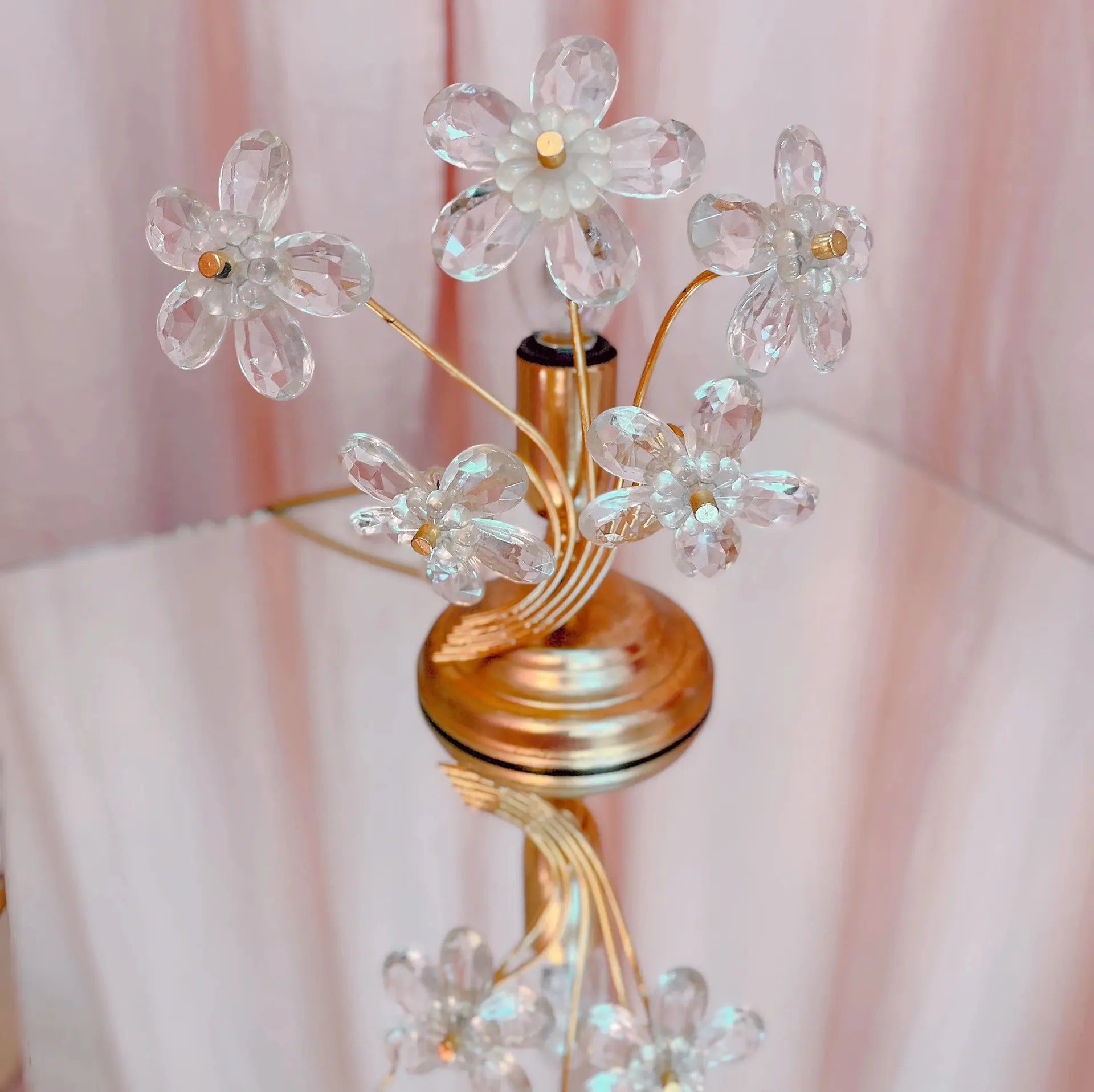 Petite lampe vintage bouquet de Fleurs en Laiton Doré, Années 70 - Club Barbara