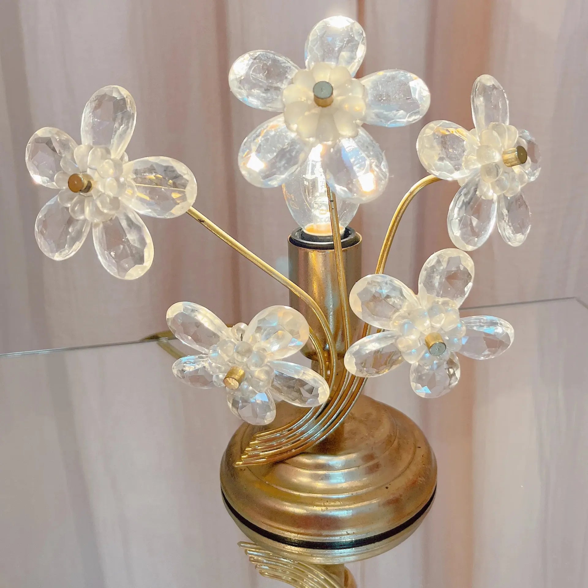 Petite lampe vintage bouquet de Fleurs en Laiton Doré, Années 70 - Club Barbara