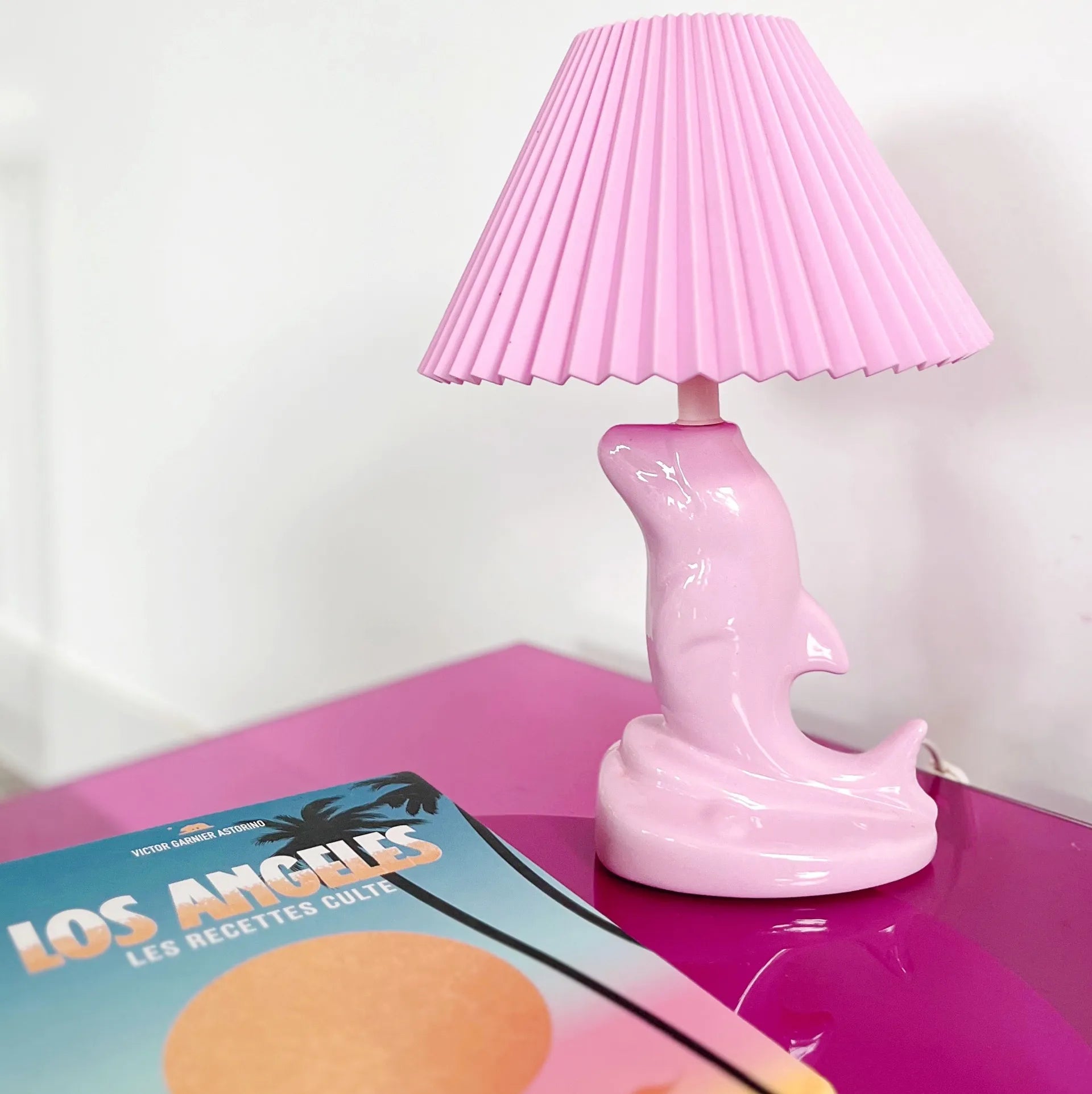 Pied de lampe dauphin rose pastel - Club Barbara