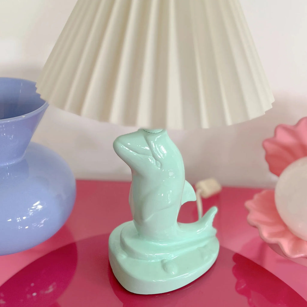 Pied de lampe dauphin vintage vert pastel - Club Barbara