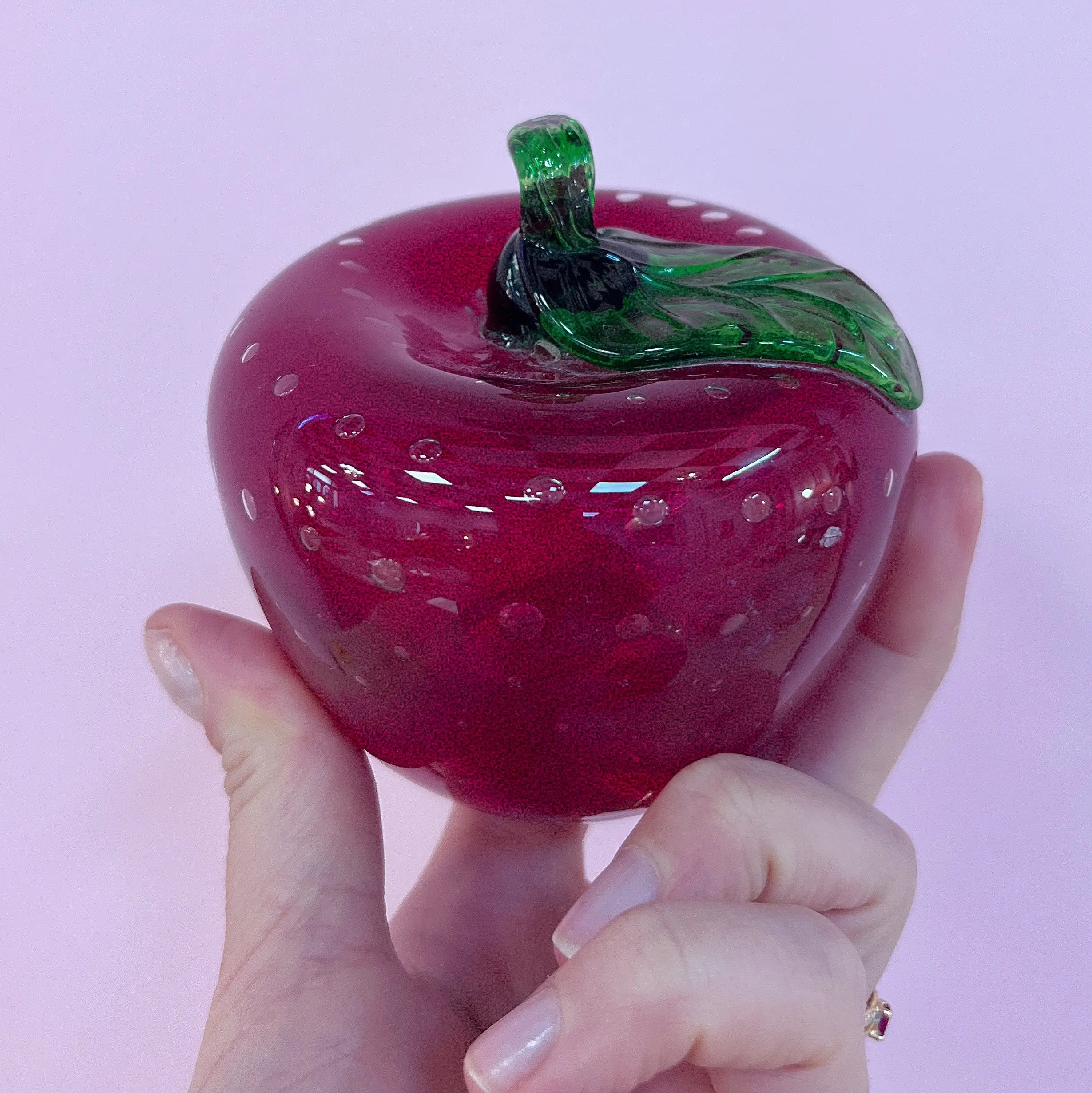 Pomme décorative rouge en verre soufflé vintage, Club Barbara
