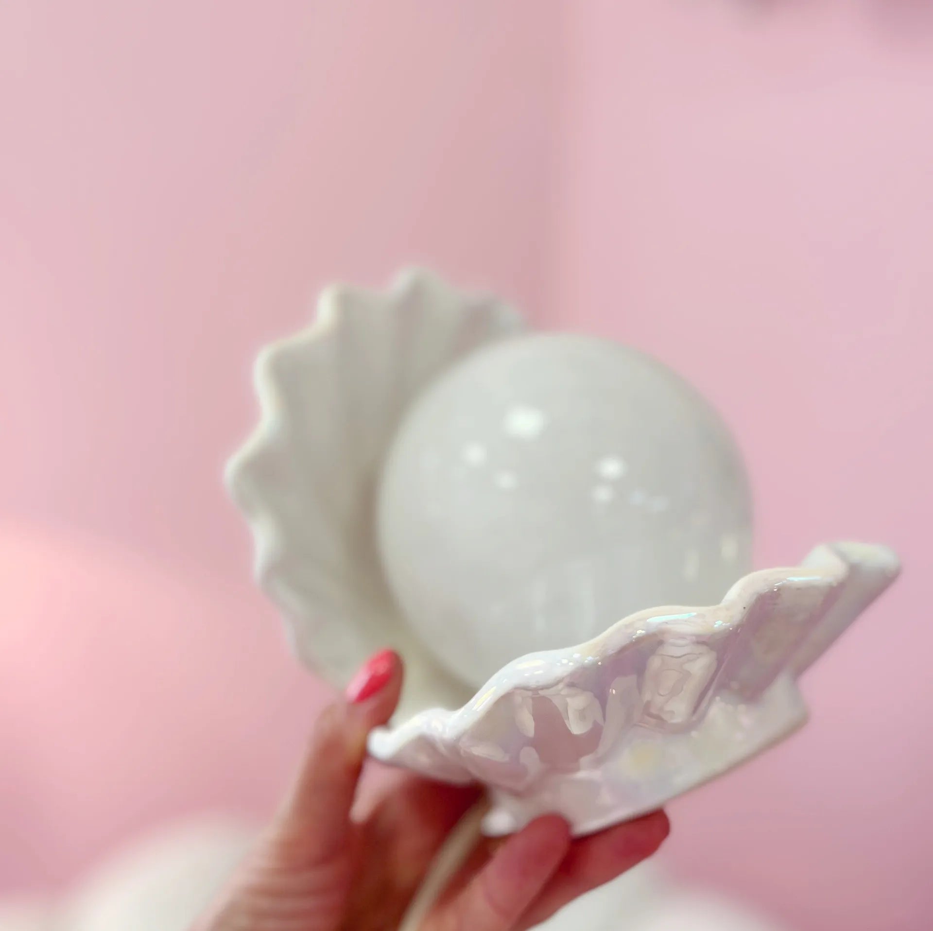 Rare lampe coquillage 80s iridescente - Club Barbara