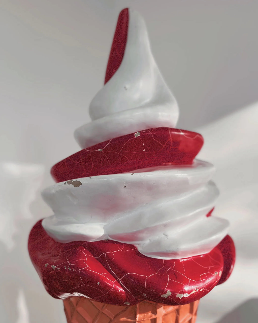 Sculpture cornet de glace à l’Italienne, objet publicitaire vintage - Club Barbara