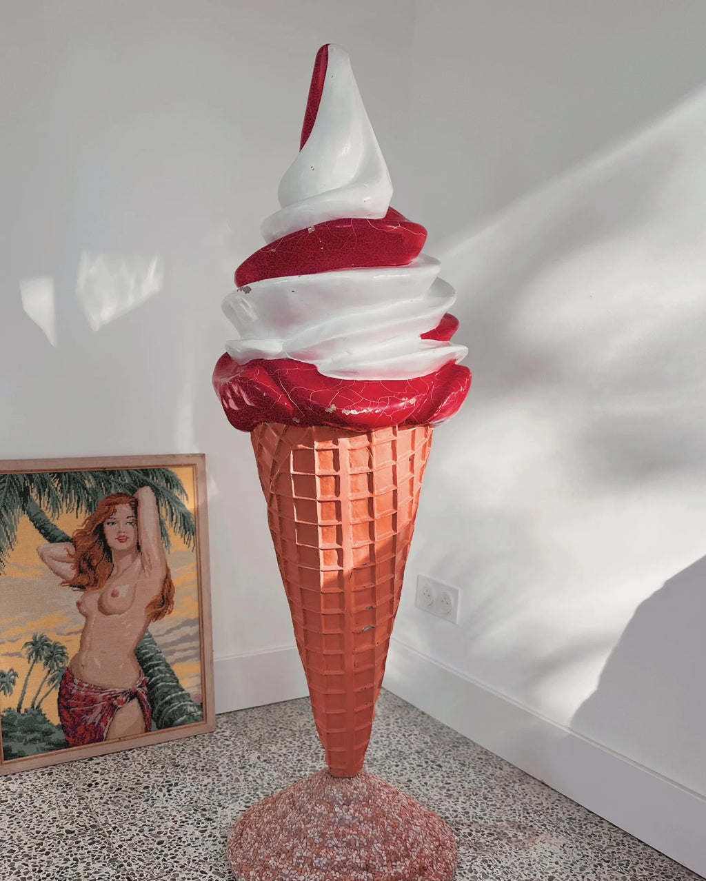 Sculpture cornet de glace à l’Italienne, objet publicitaire vintage - Club Barbara