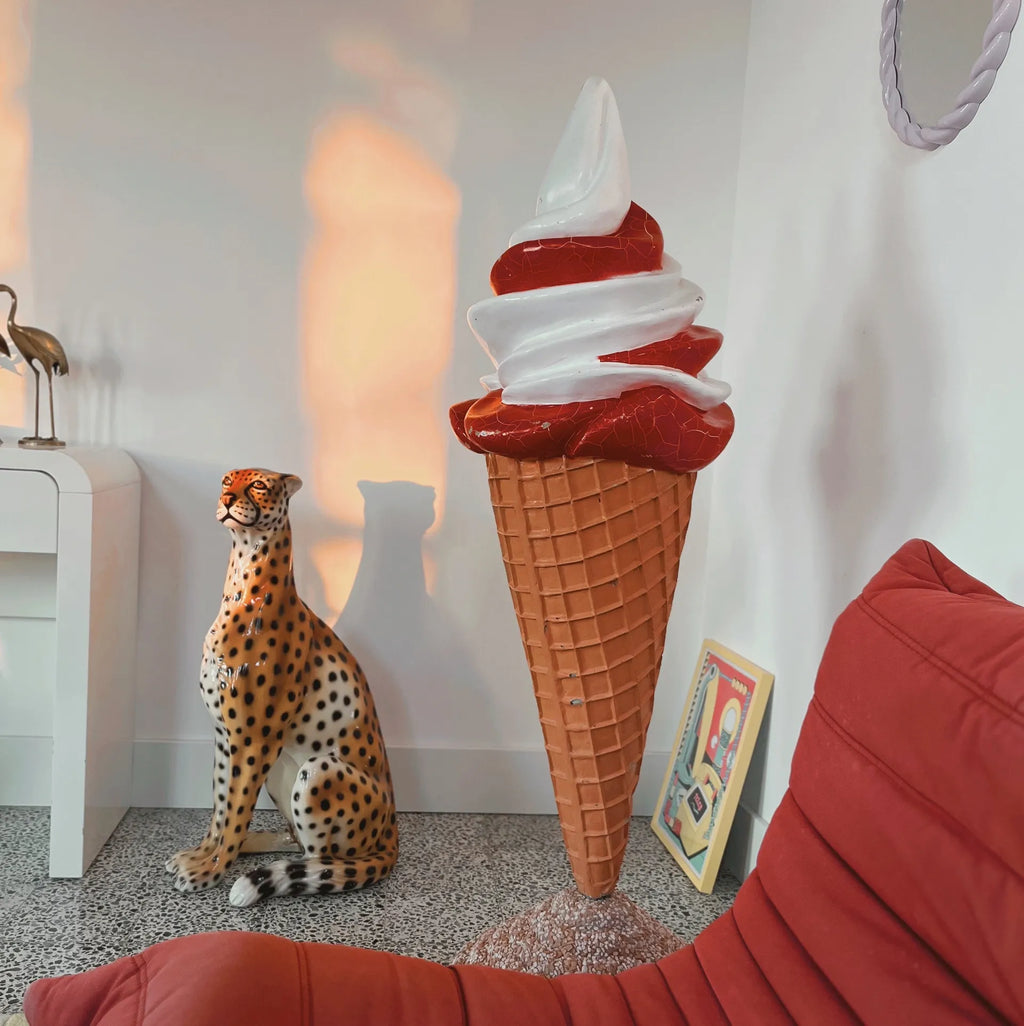Sculpture cornet de glace à l’Italienne, objet publicitaire vintage - Club Barbara