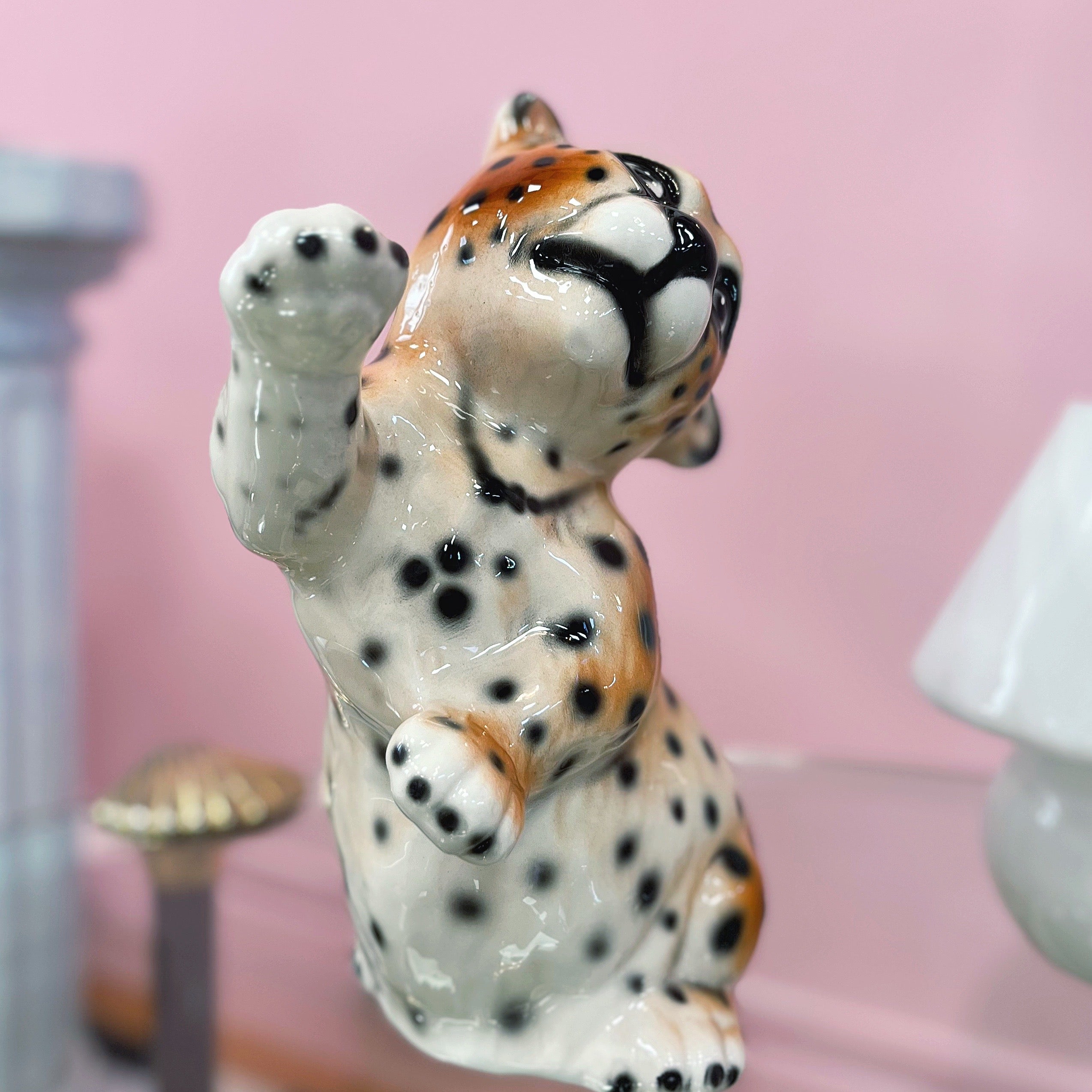 Statuette bebe panthère en céramique émaillée, Italie, années 80