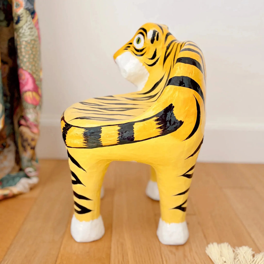 Sellette tigre vintage en papier mâché laqué, porte plante, années 90 - Club Barbara