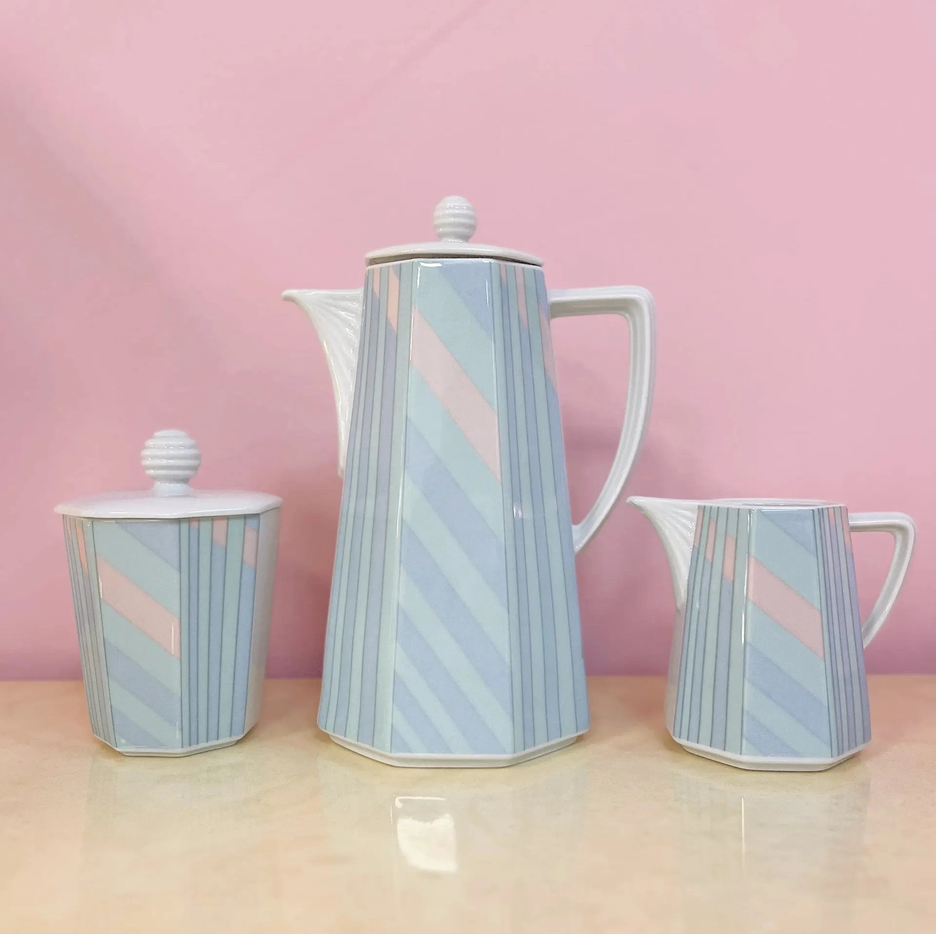 Service à café pastel en porcelaine allemande, années 80. - Club Barbara
