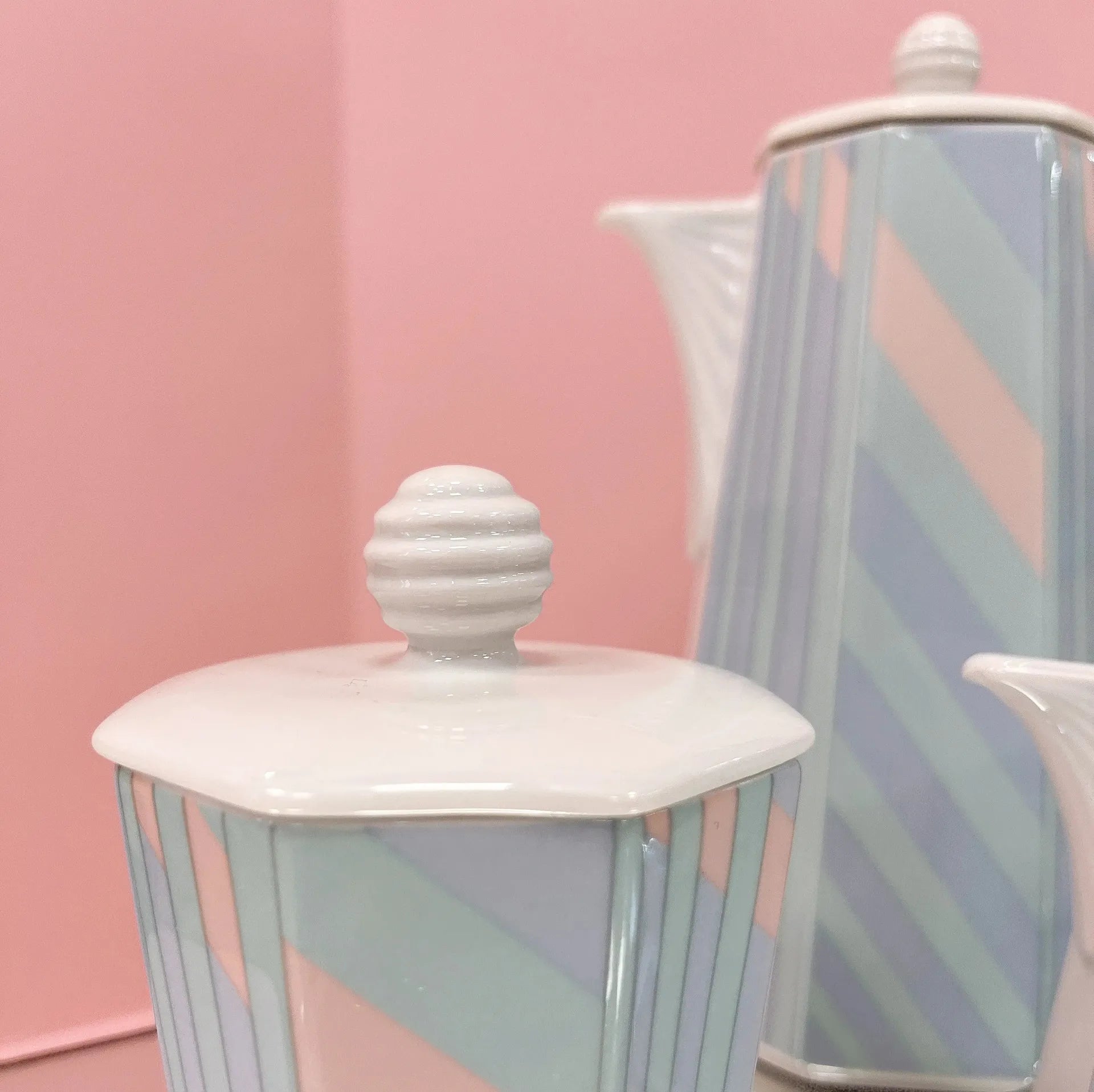 Service à café pastel en porcelaine allemande, années 80. - Club Barbara