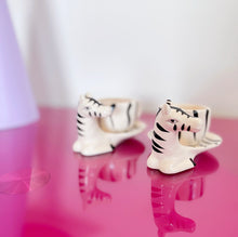 Load image into Gallery viewer, Vintage zebra mugs
