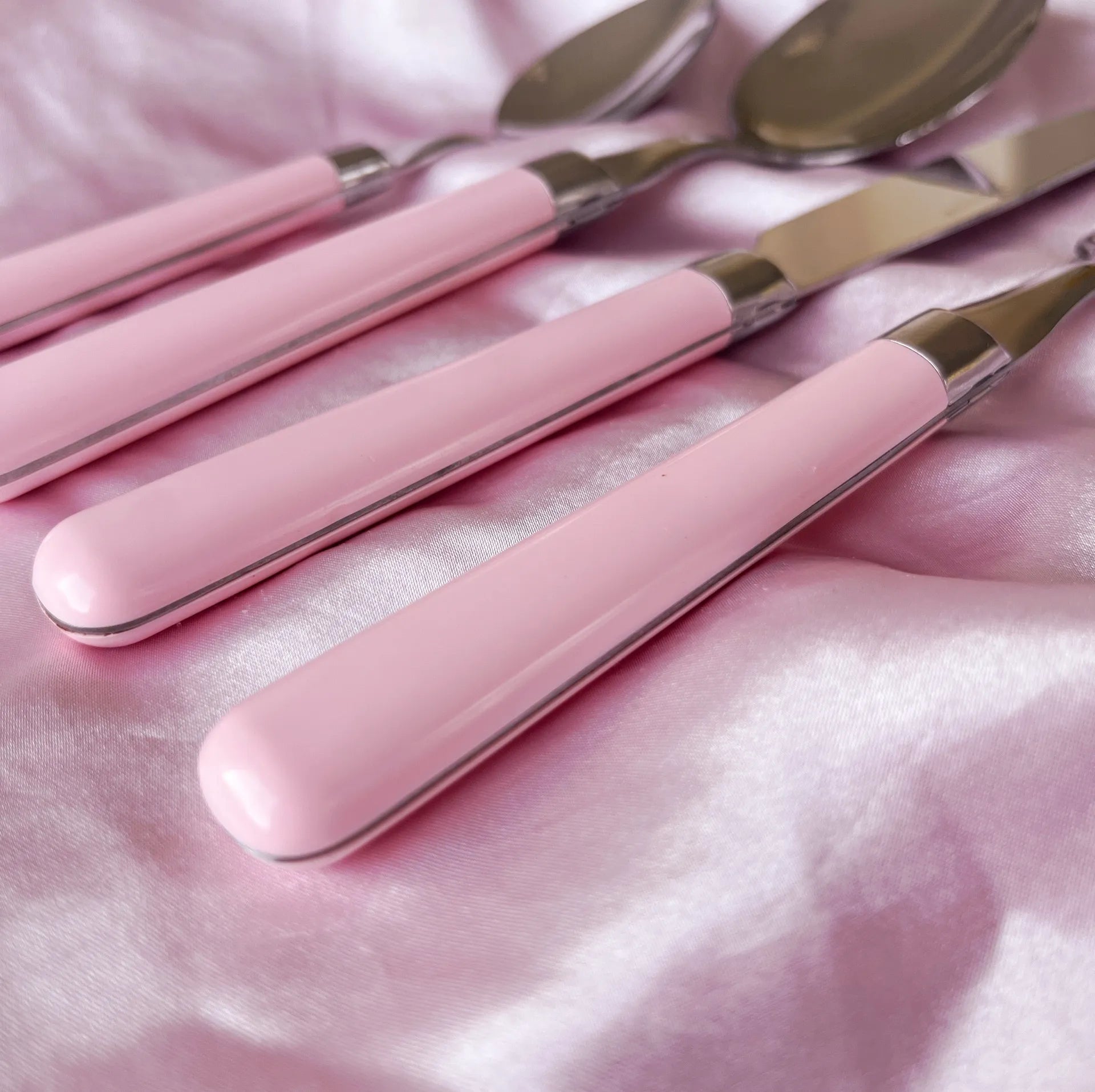 Set de 24 couverts rose Guy Degrenne – Made in France - Années 80 - Club Barbara
