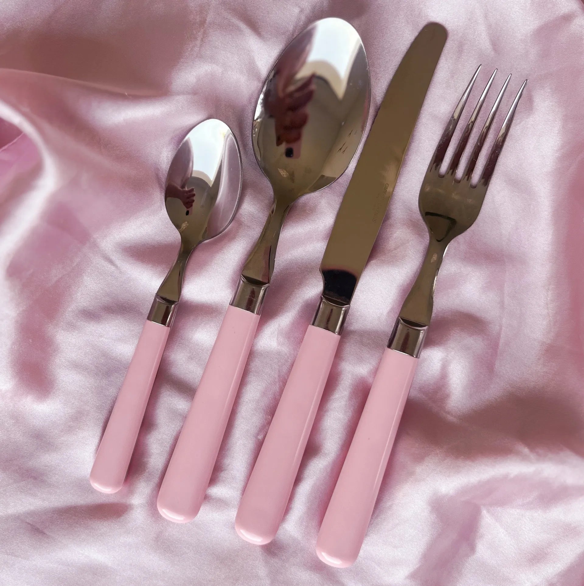 Set de 24 couverts rose Guy Degrenne – Made in France - Années 80 - Club Barbara