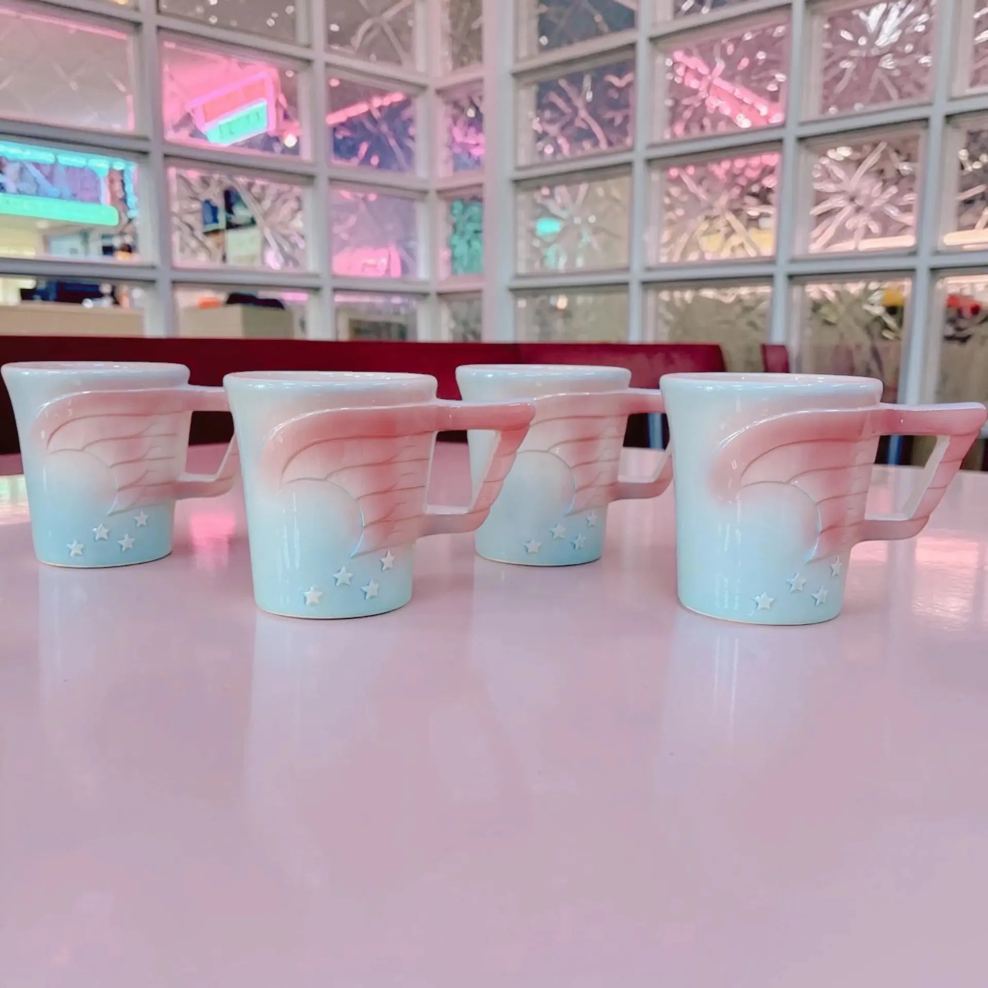Set de 4 mugs vintage céramique, made in Japan, motif étoiles pastel, Vandor 1979 - Club Barbara