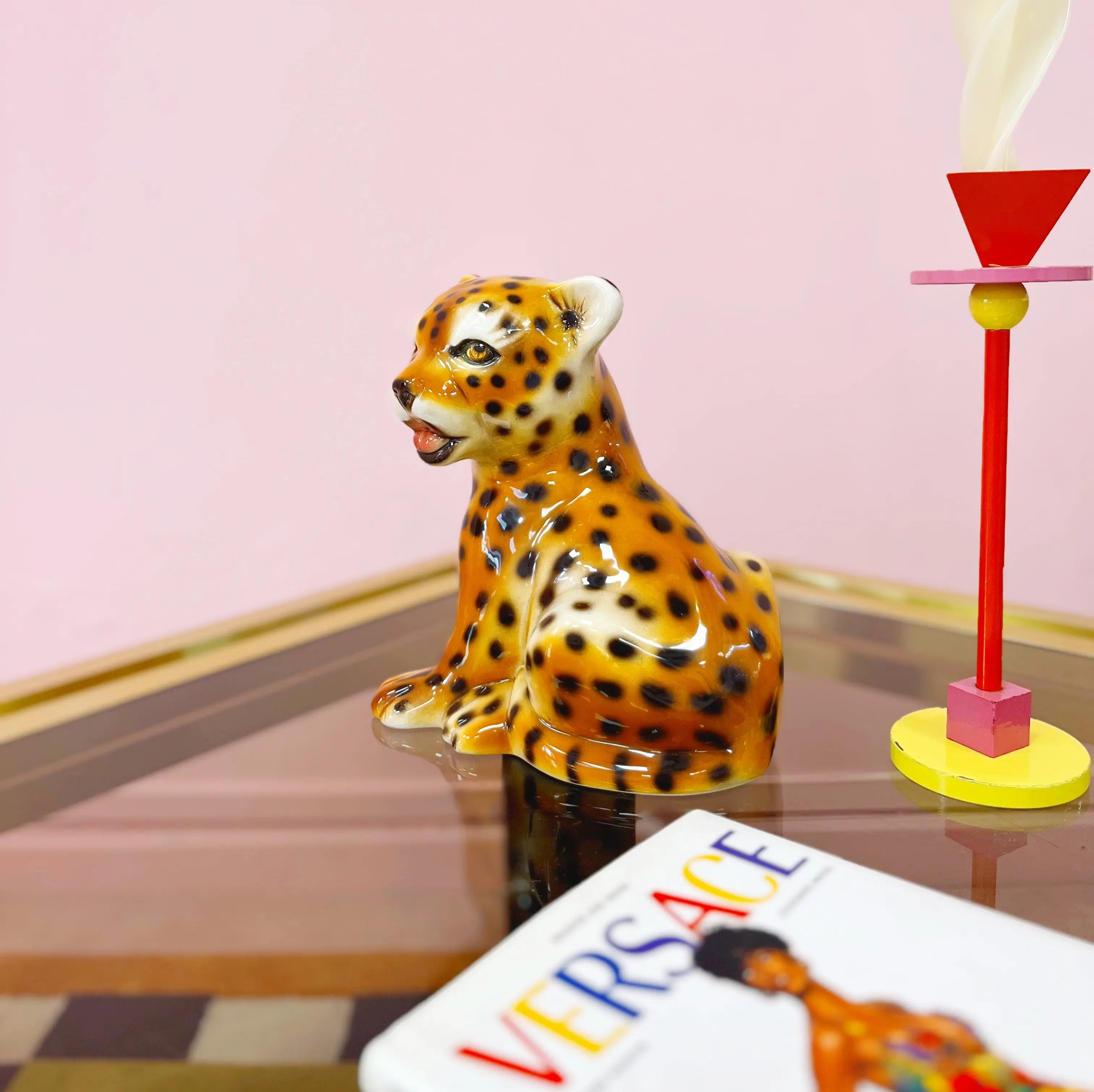 Statuette bébé léopard Capodimonte, céramique émaillée, Italie années 70