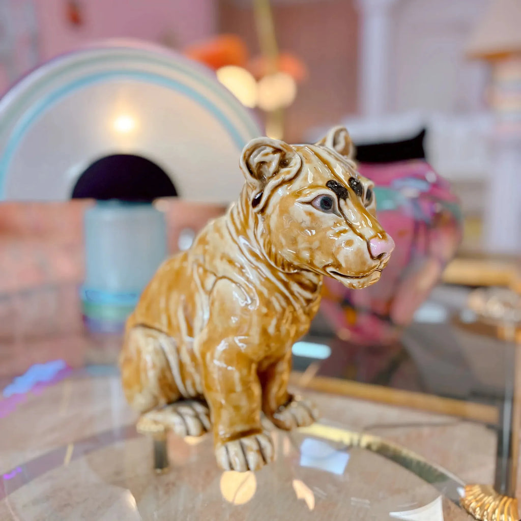 Statue lionceau en céramique italienne vintage années 70, signée Ceramica Pozzi - Club Barbara