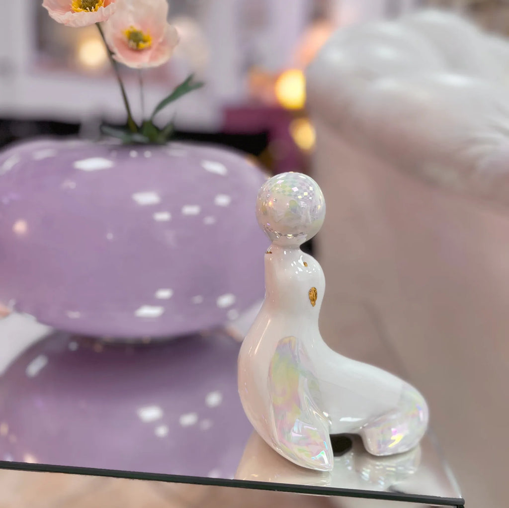 Statuette Otarie en Porcelaine Irisée – Italie, Années 70 - Club Barbara