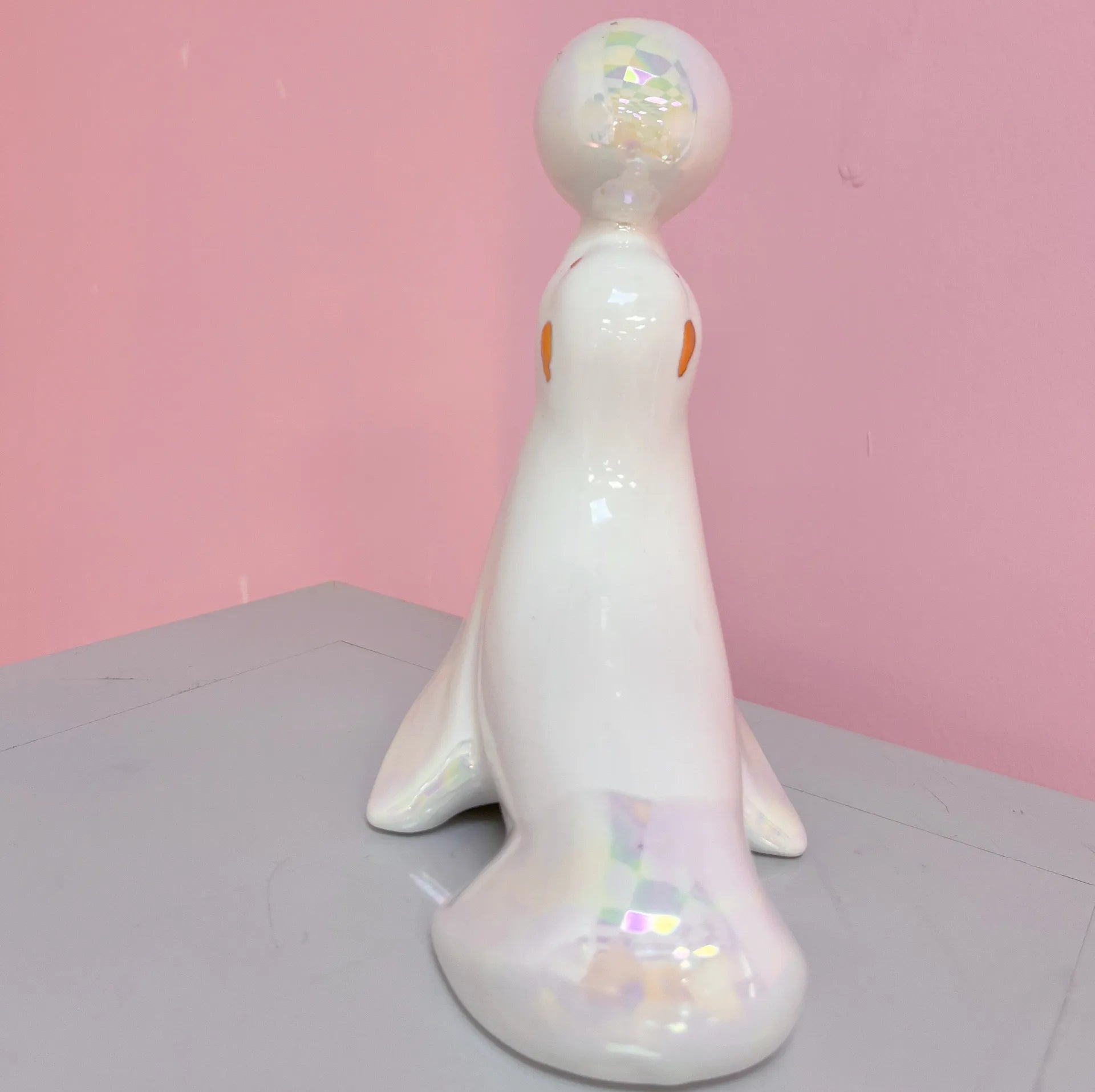 Statuette Otarie en Porcelaine Irisée – Italie, Années 70 - Club Barbara