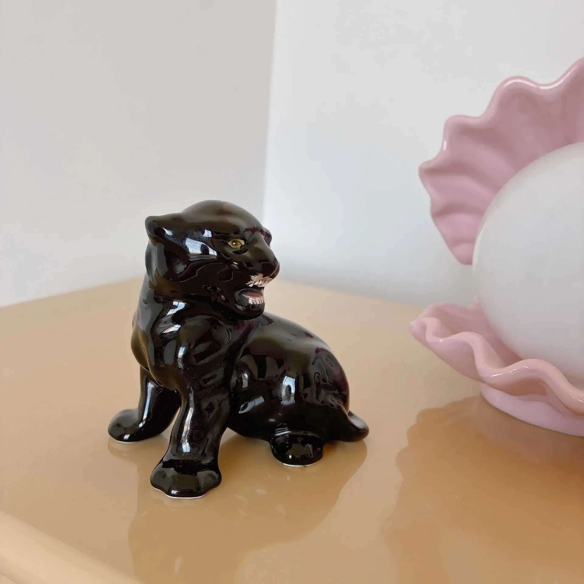 Statuette panthère noire rugissante, céramique vintage, Italie années 70, peinte à la main - Club Barbara