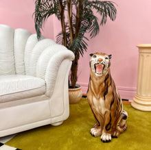 Load image into Gallery viewer, club-barbara-statue-tigre-vintage
