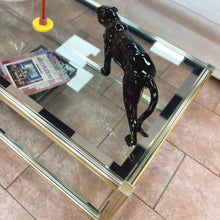 Charger l&#39;image dans la galerie, Table basse vintage en verre et chrome, style Pierre Vandel années 80
