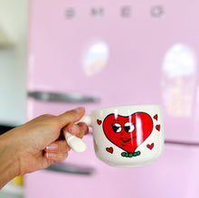 Load image into Gallery viewer, Vintage heart face mugs
