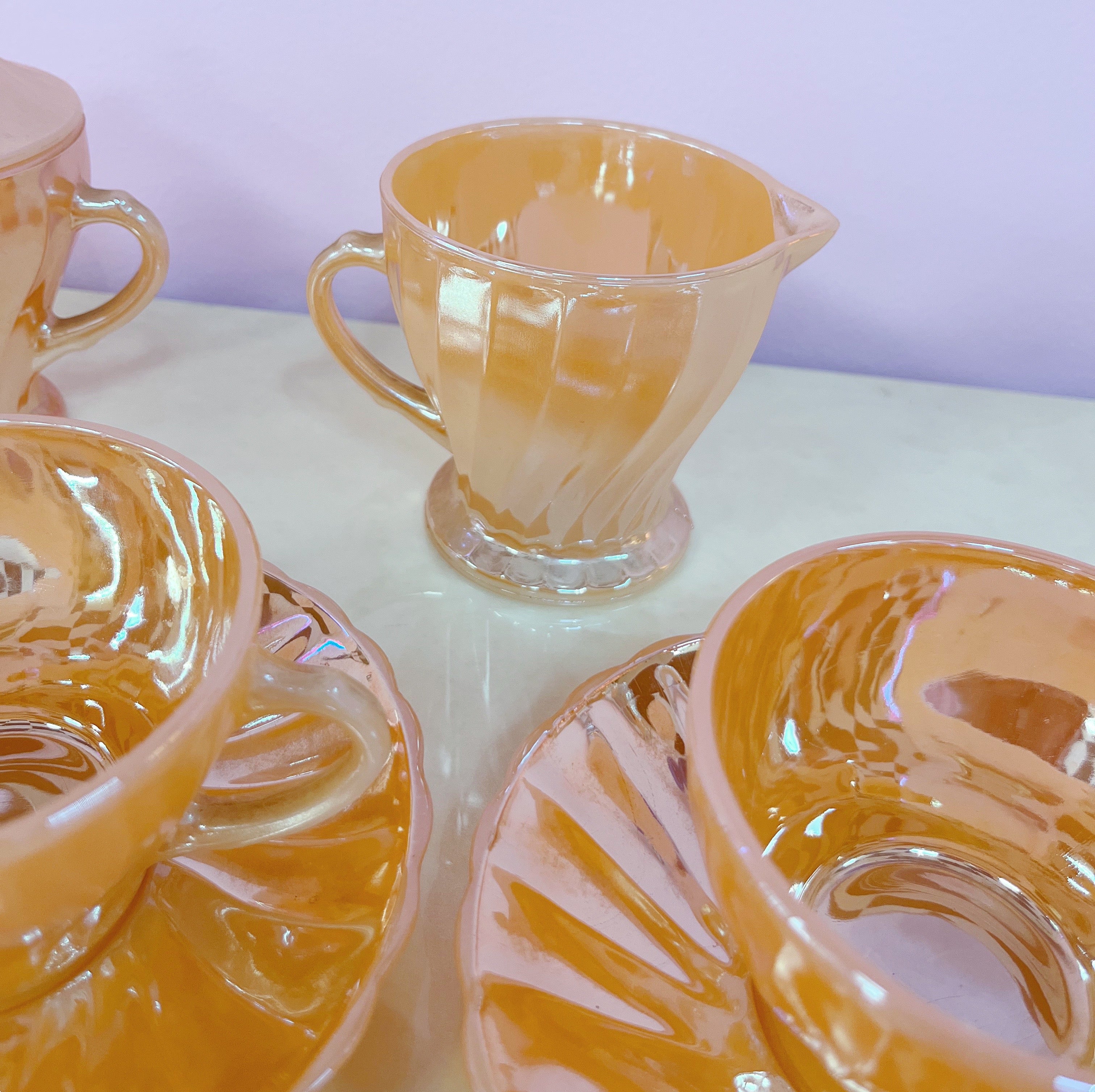 tasses coquillage irise vintage