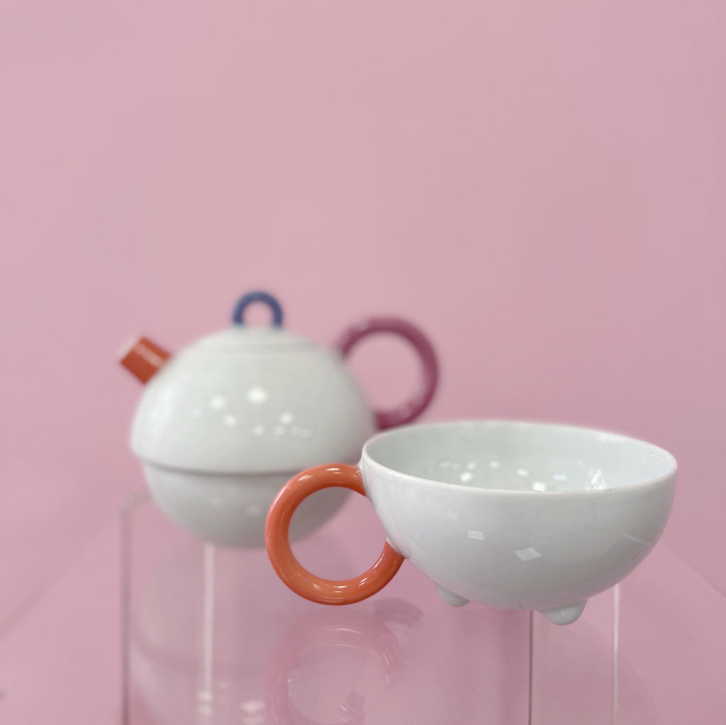 Théière collection Fantasia Memphis Design, années 80, par Matteo Thun