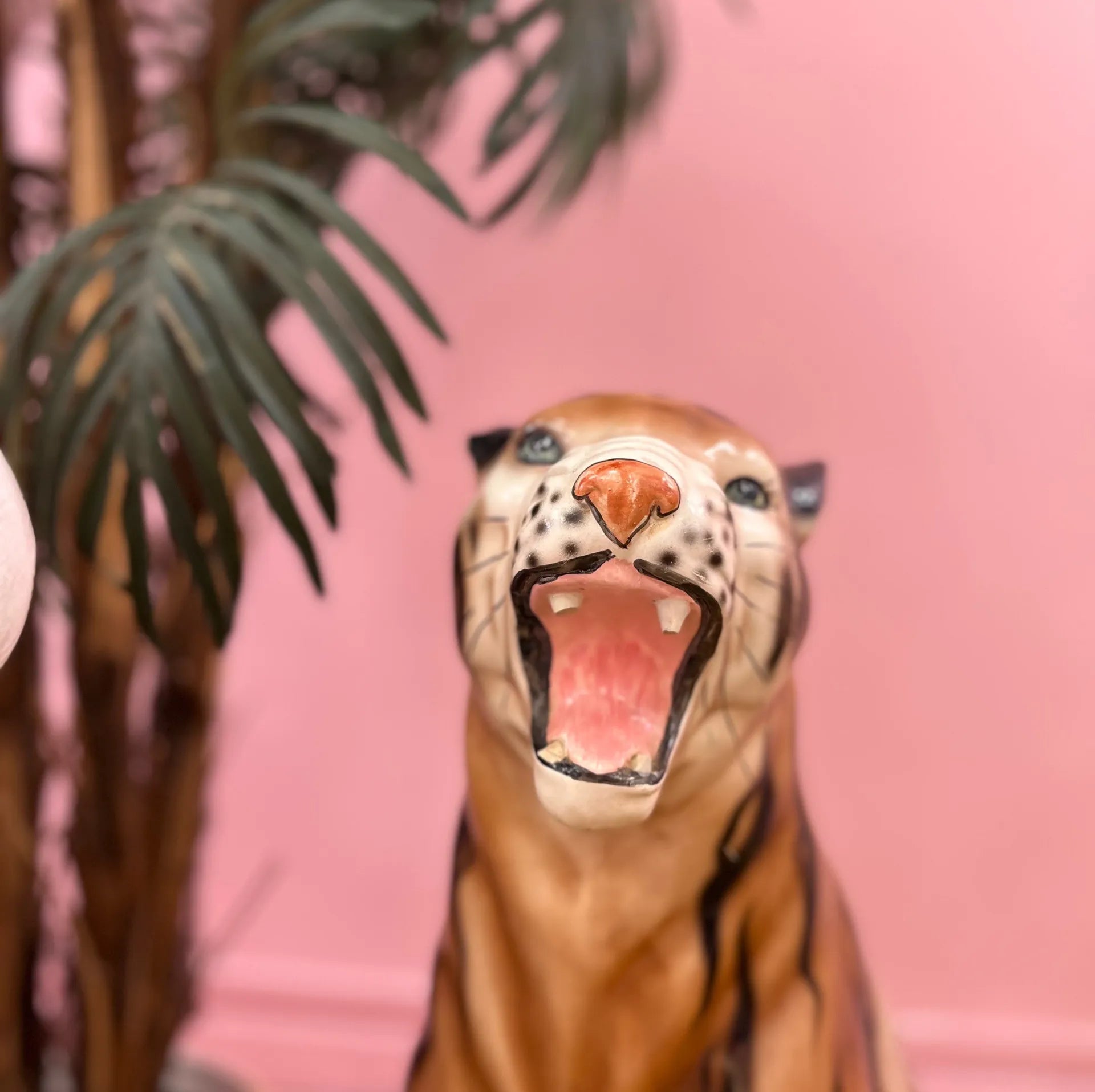 Tigre en Céramique, peint à la main, années 70 - Club Barbara