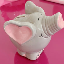 Load image into Gallery viewer, Tirelire éléphant vintage

