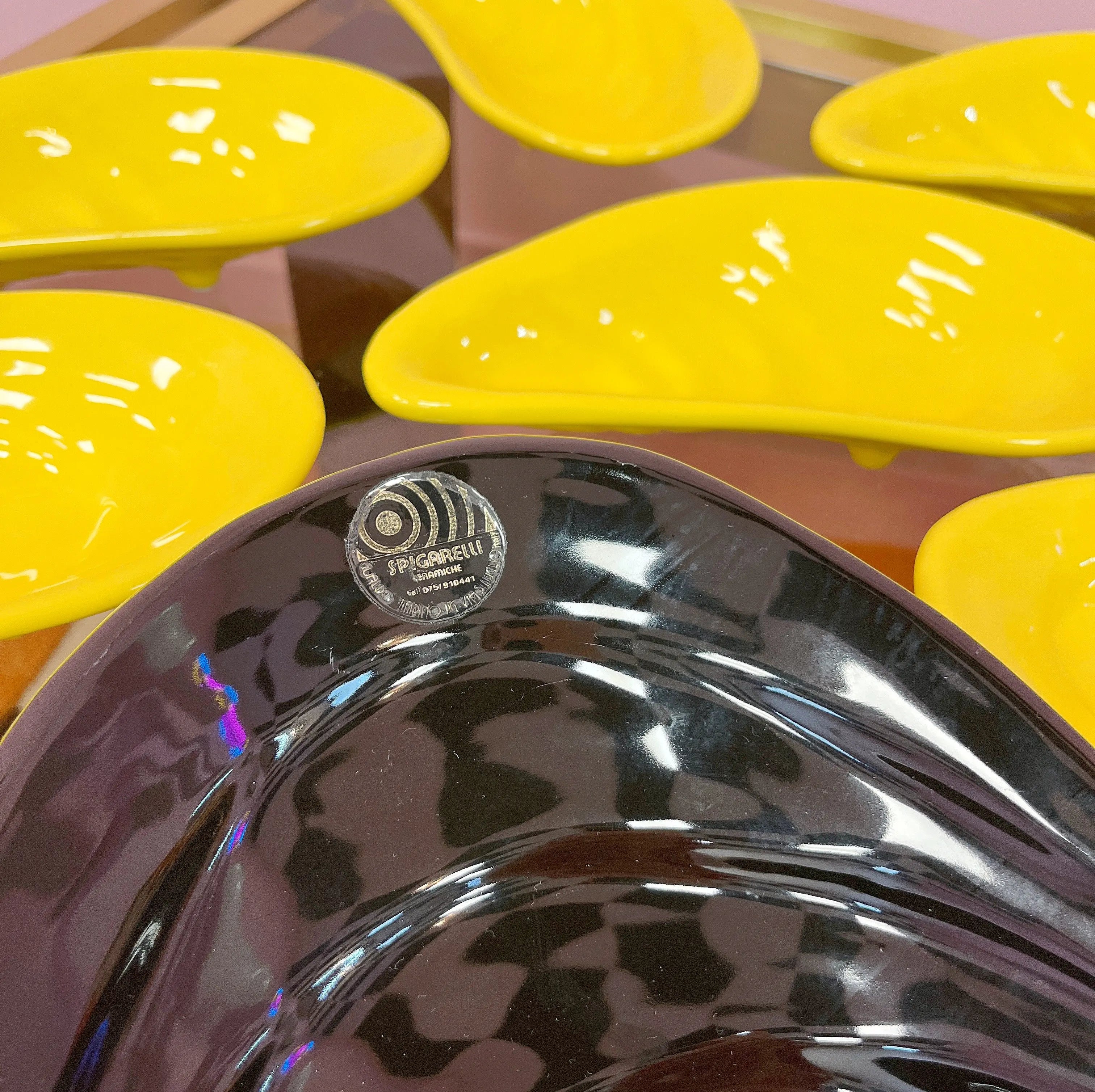 Vaisselle design italien vintage relief moulé en céramique Club Barbara
